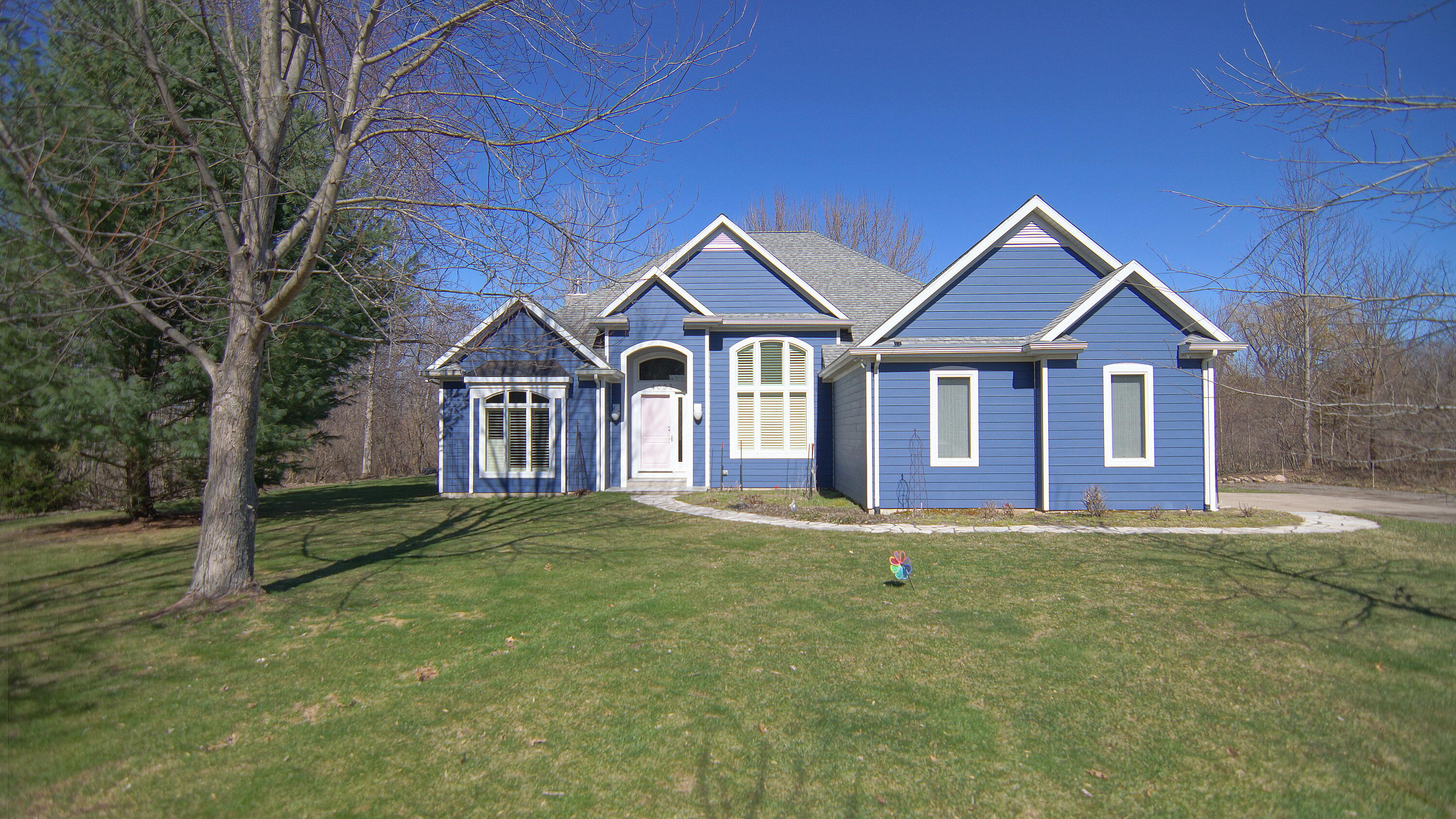 4033 Schmuhl Road Benton Harbor MI 49022
