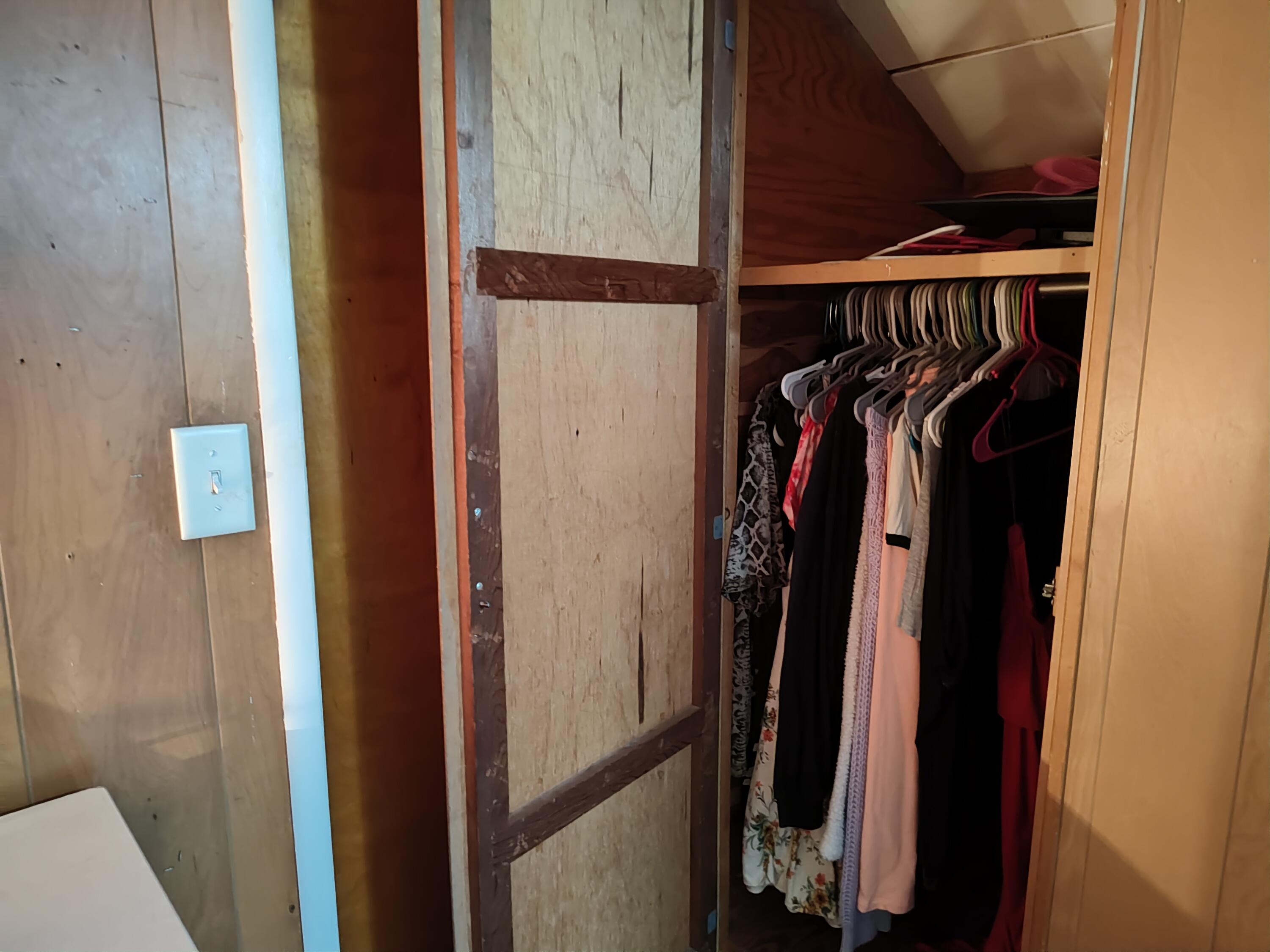 2214 Kenilworth Avenue Kalamazoo MI 49048