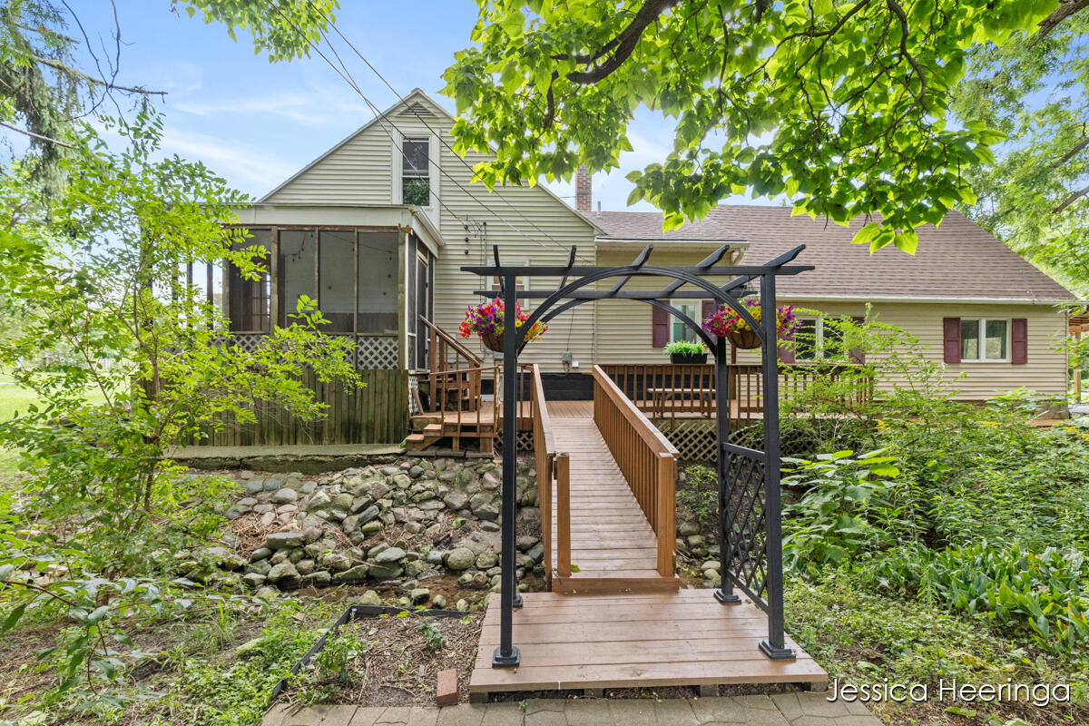475 Northland Court NE Rockford MI 49341