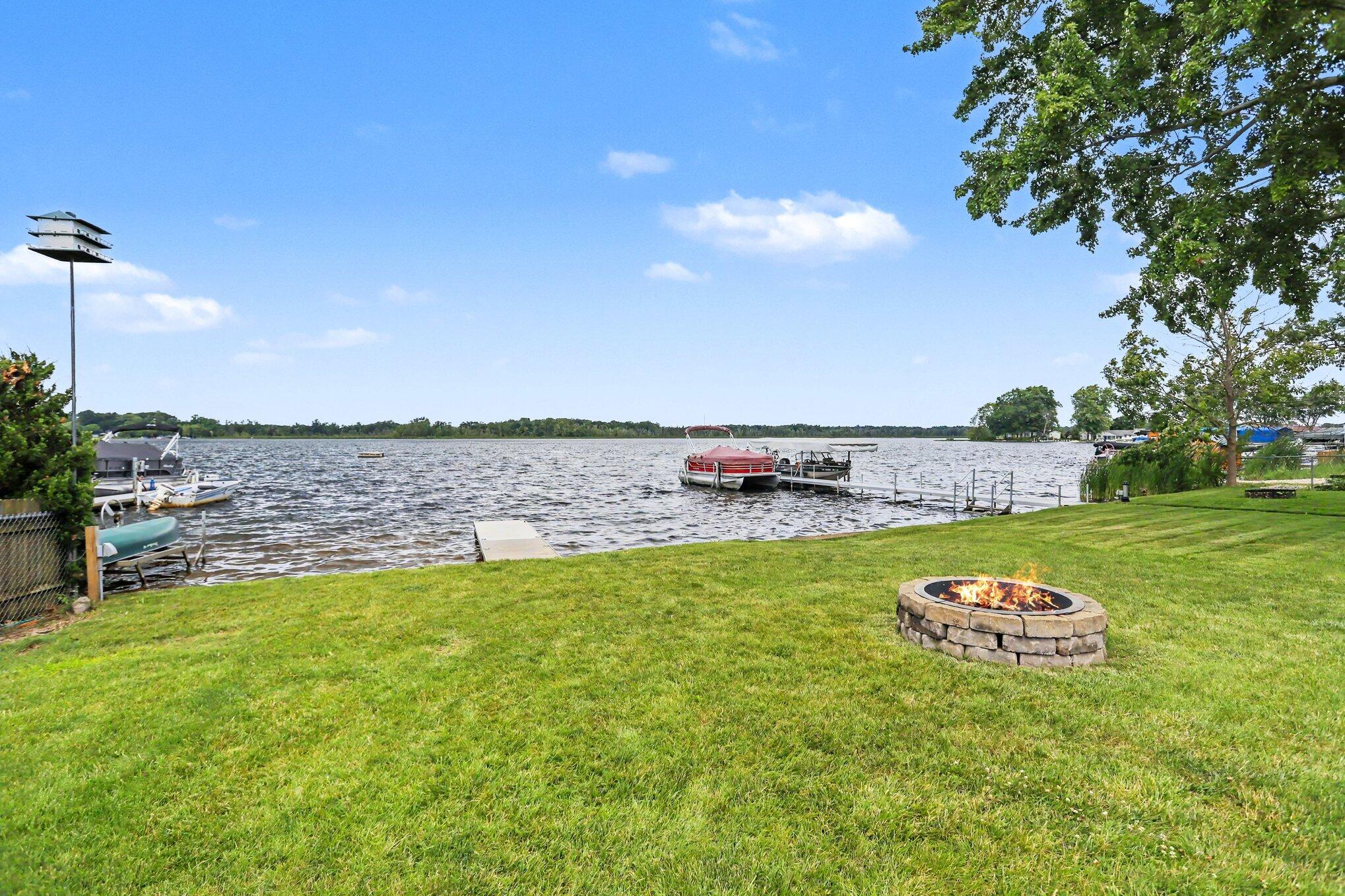 51520 Fish Lake Drive Marcellus MI 49067