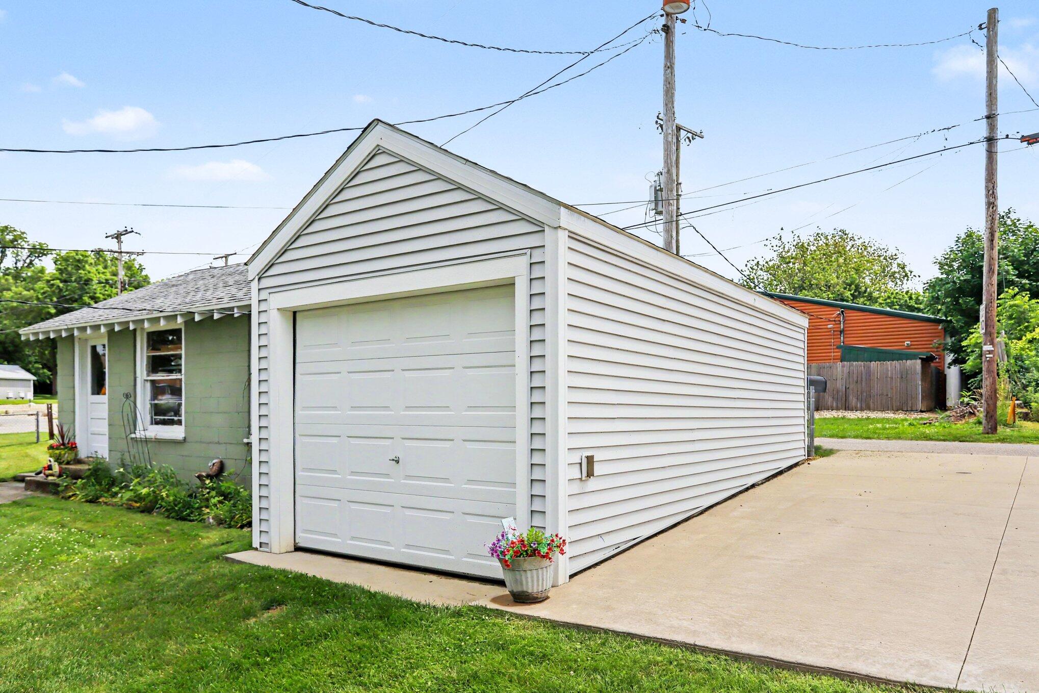 51520 Fish Lake Drive Marcellus MI 49067