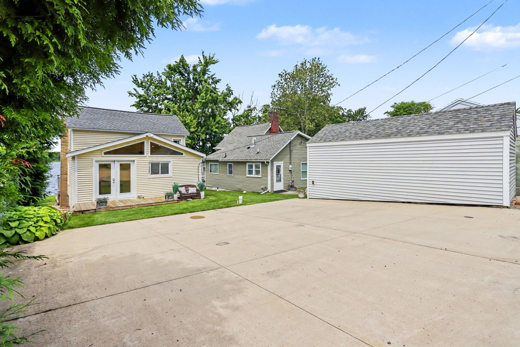 51520 Fish Lake Drive Marcellus MI 49067