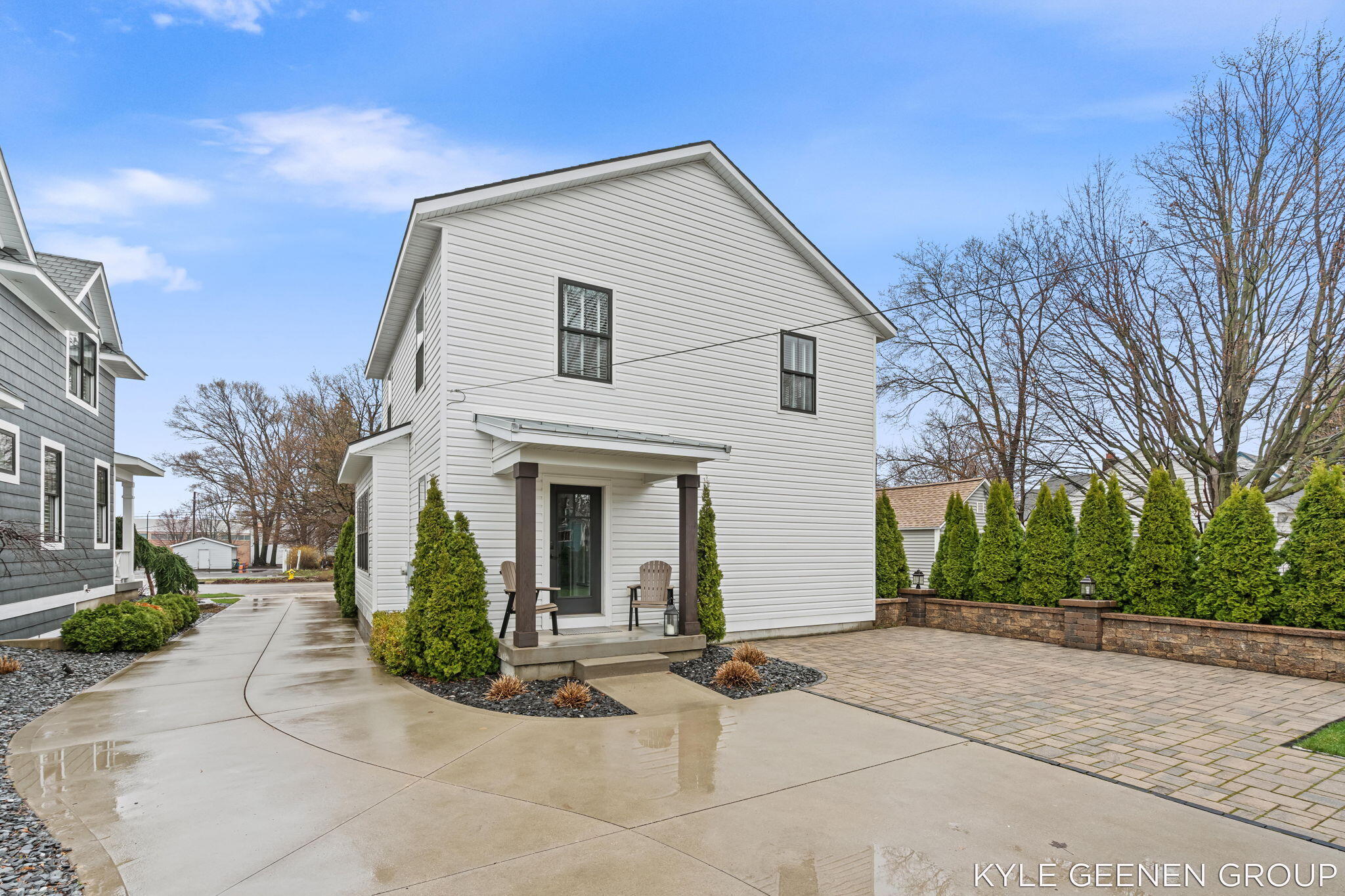 140 W 10th Street Holland MI 49423