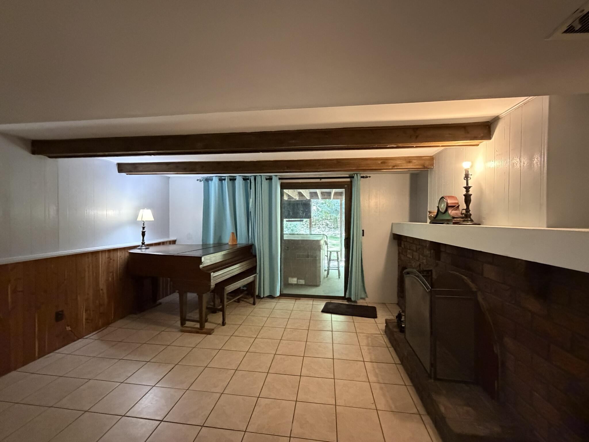 9051 Algoma Avenue NE Rockford MI 49341