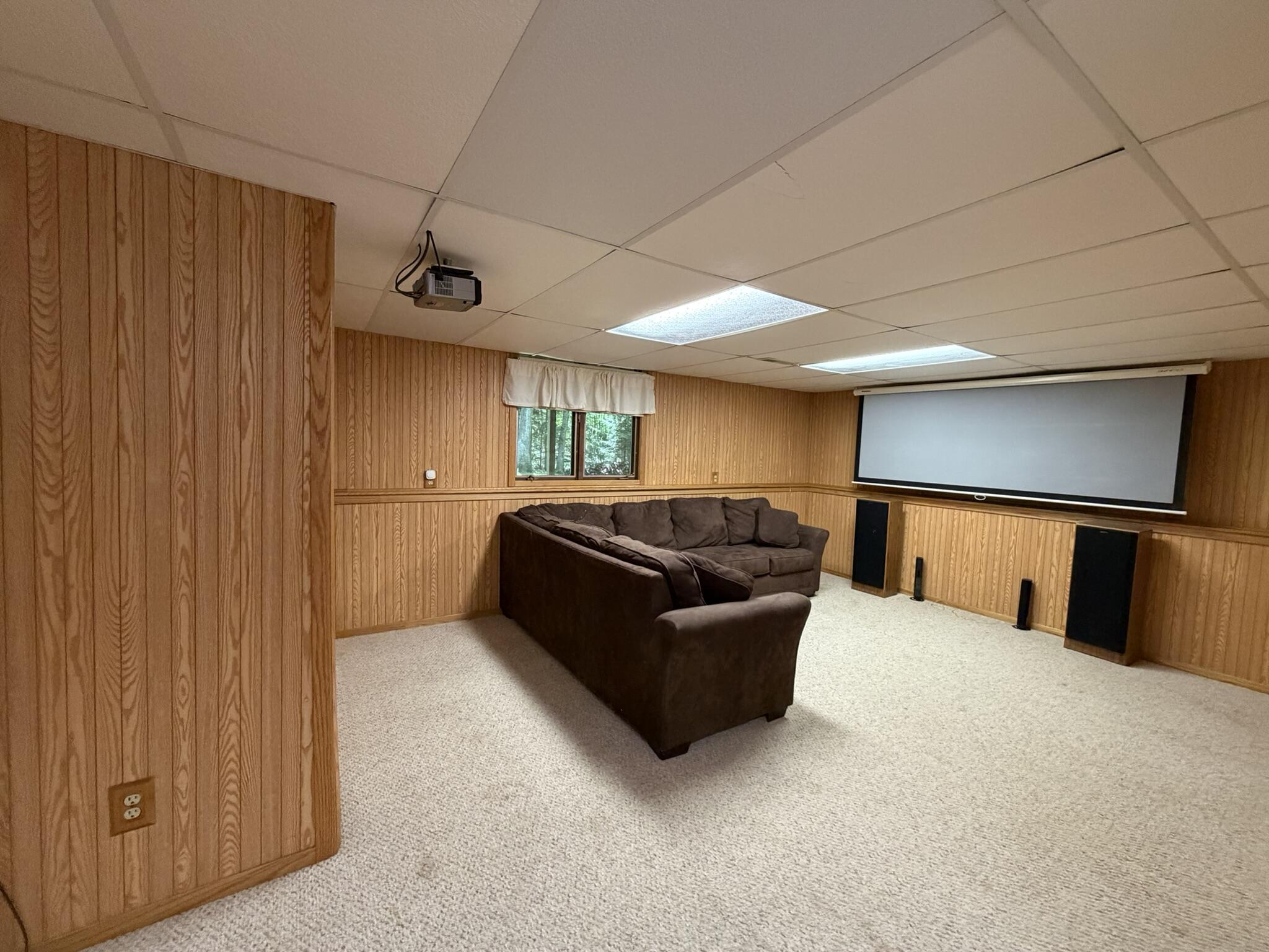 9051 Algoma Avenue NE Rockford MI 49341