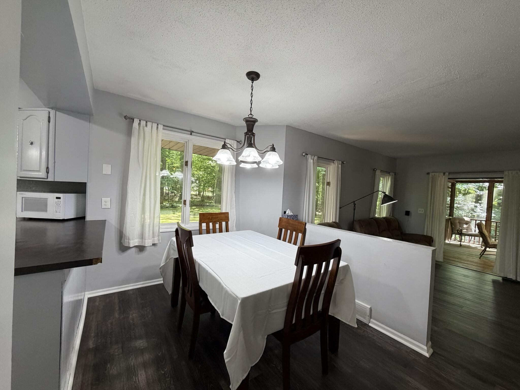 9051 Algoma Avenue NE Rockford MI 49341