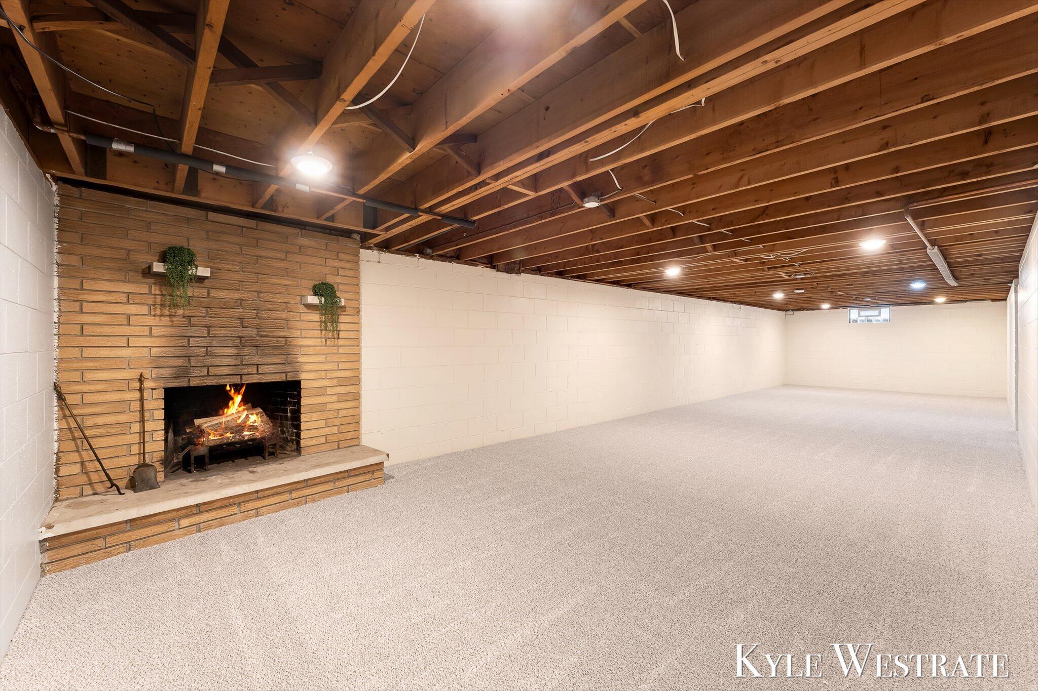 3555 Chippewa Drive Norton Shores MI 49441