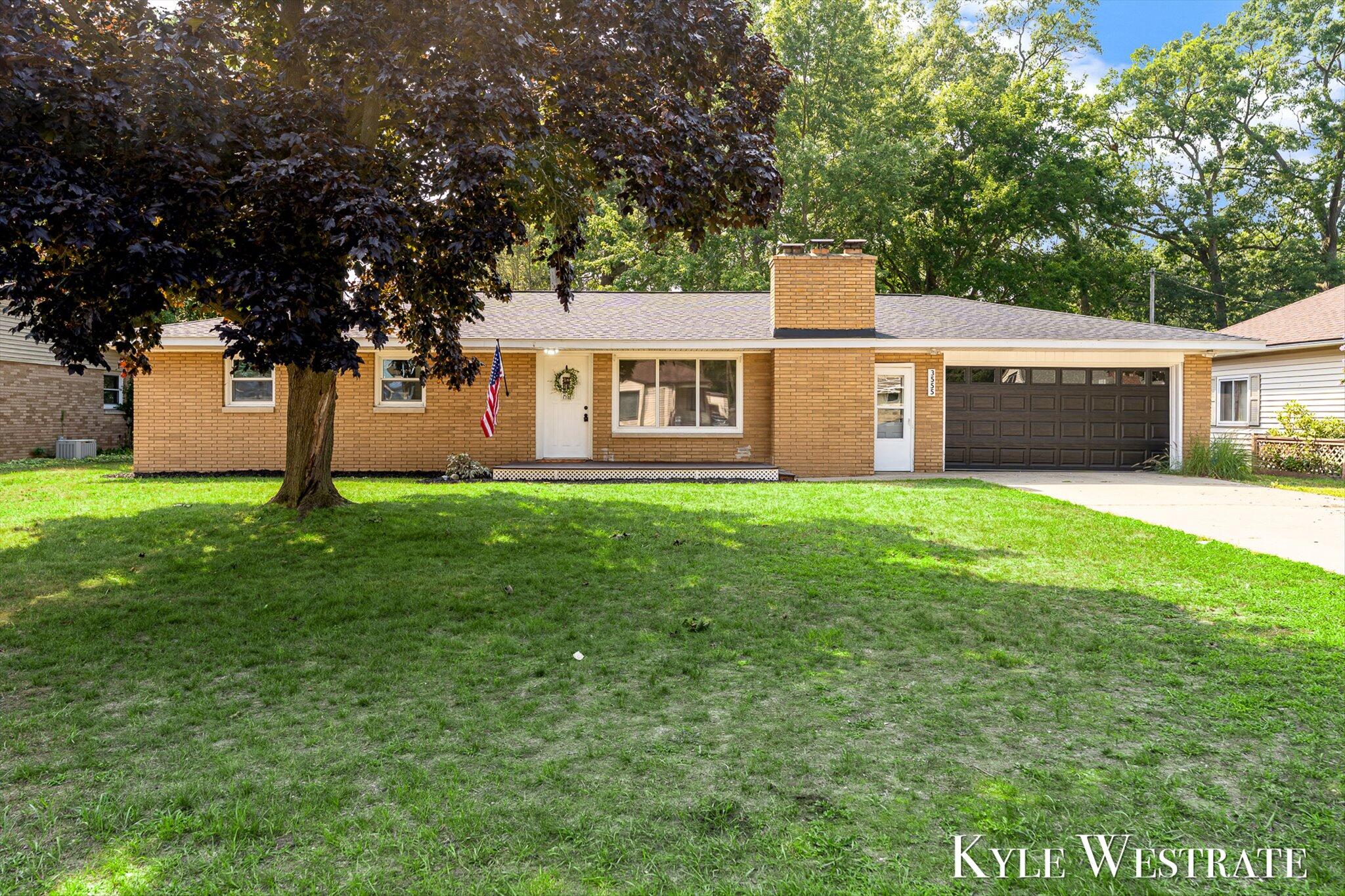 3555 Chippewa Drive Norton Shores MI 49441