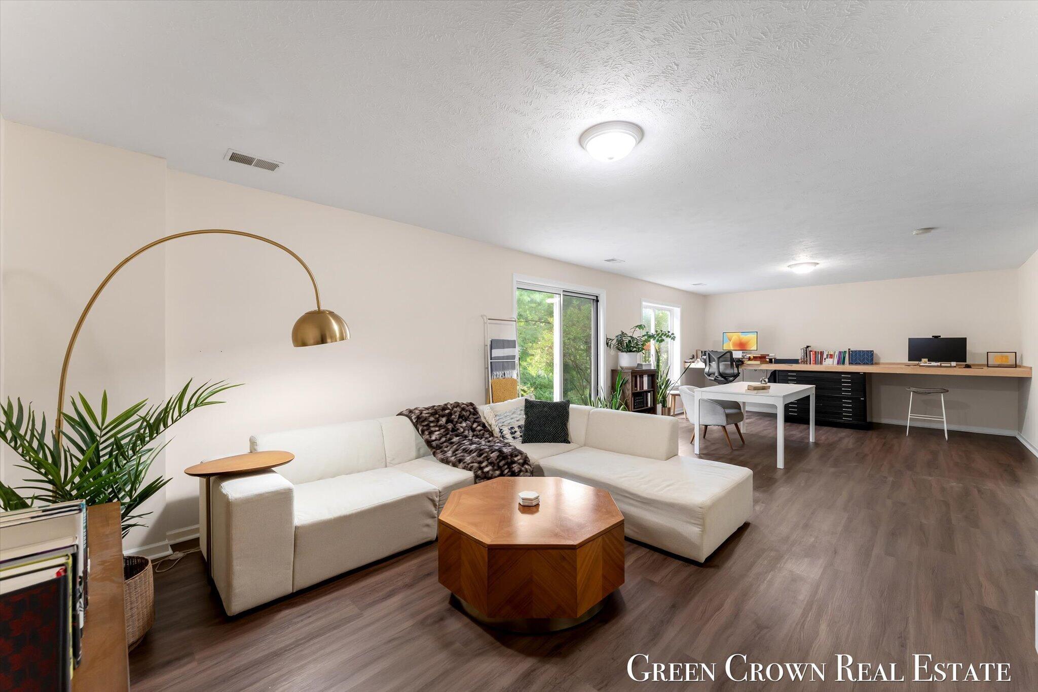 2838 Big Timber Drive NE Grand Rapids MI 49525