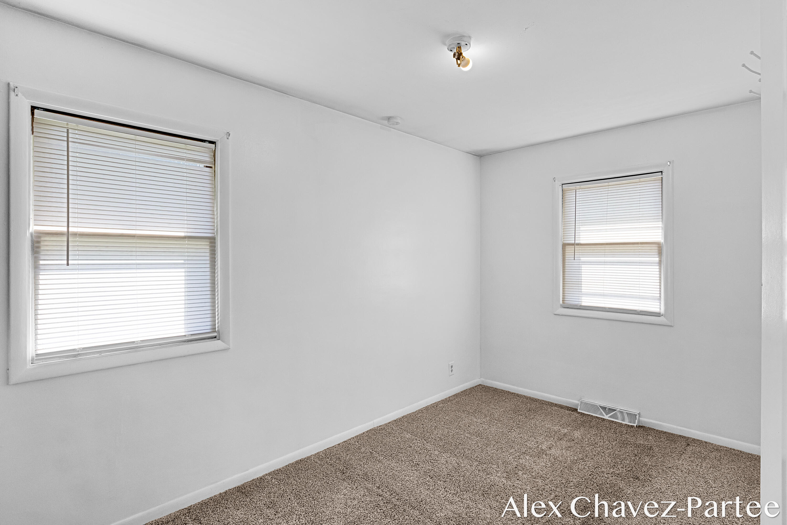 2207 Tremont Boulevard NW Grand Rapids MI 49504