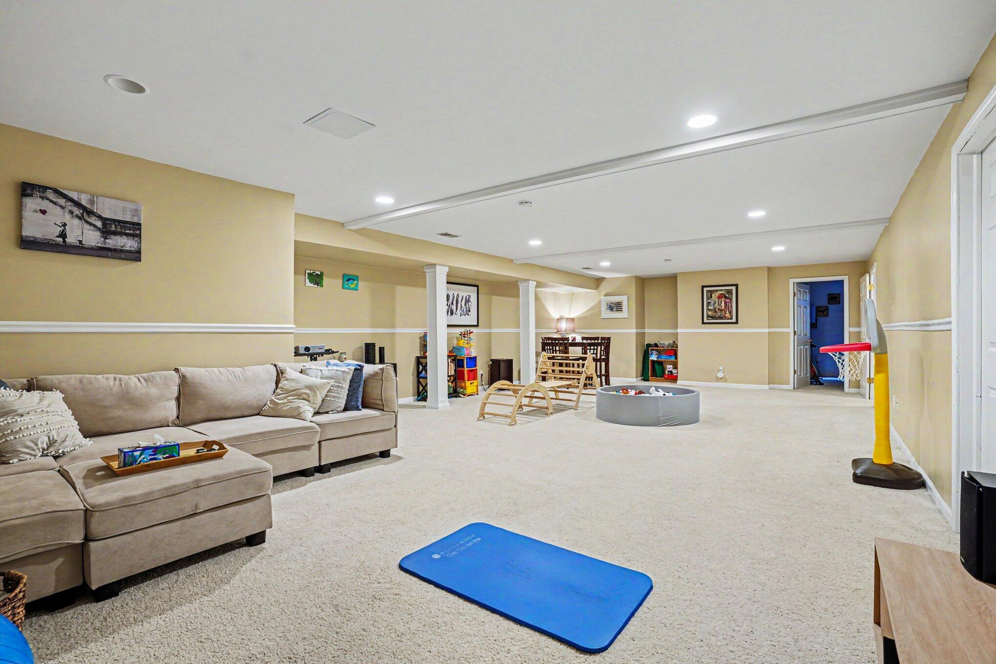 7364 Hampstead Lane Portage MI 49024