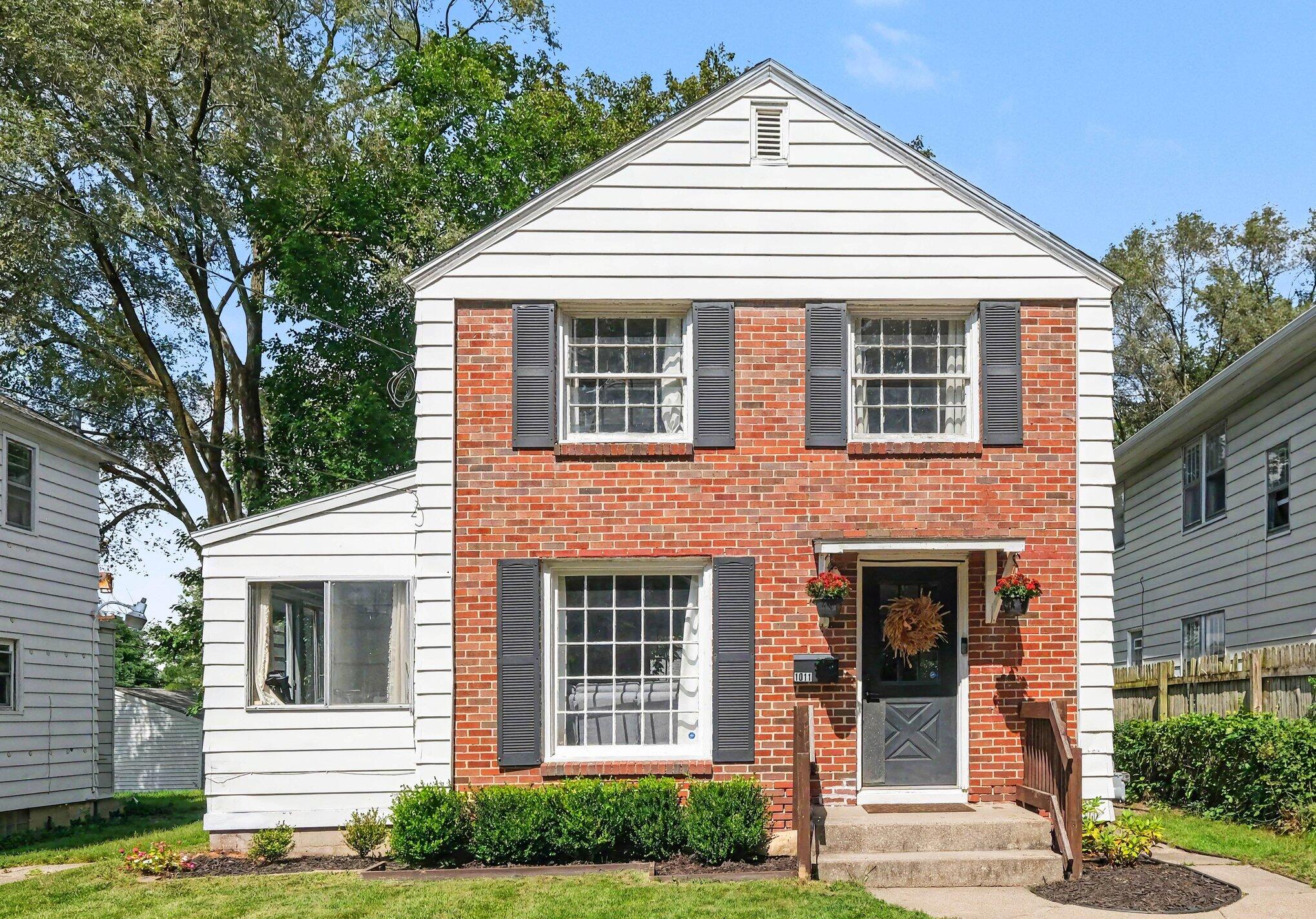 1011 Dickinson Street SE Grand Rapids MI 49507
