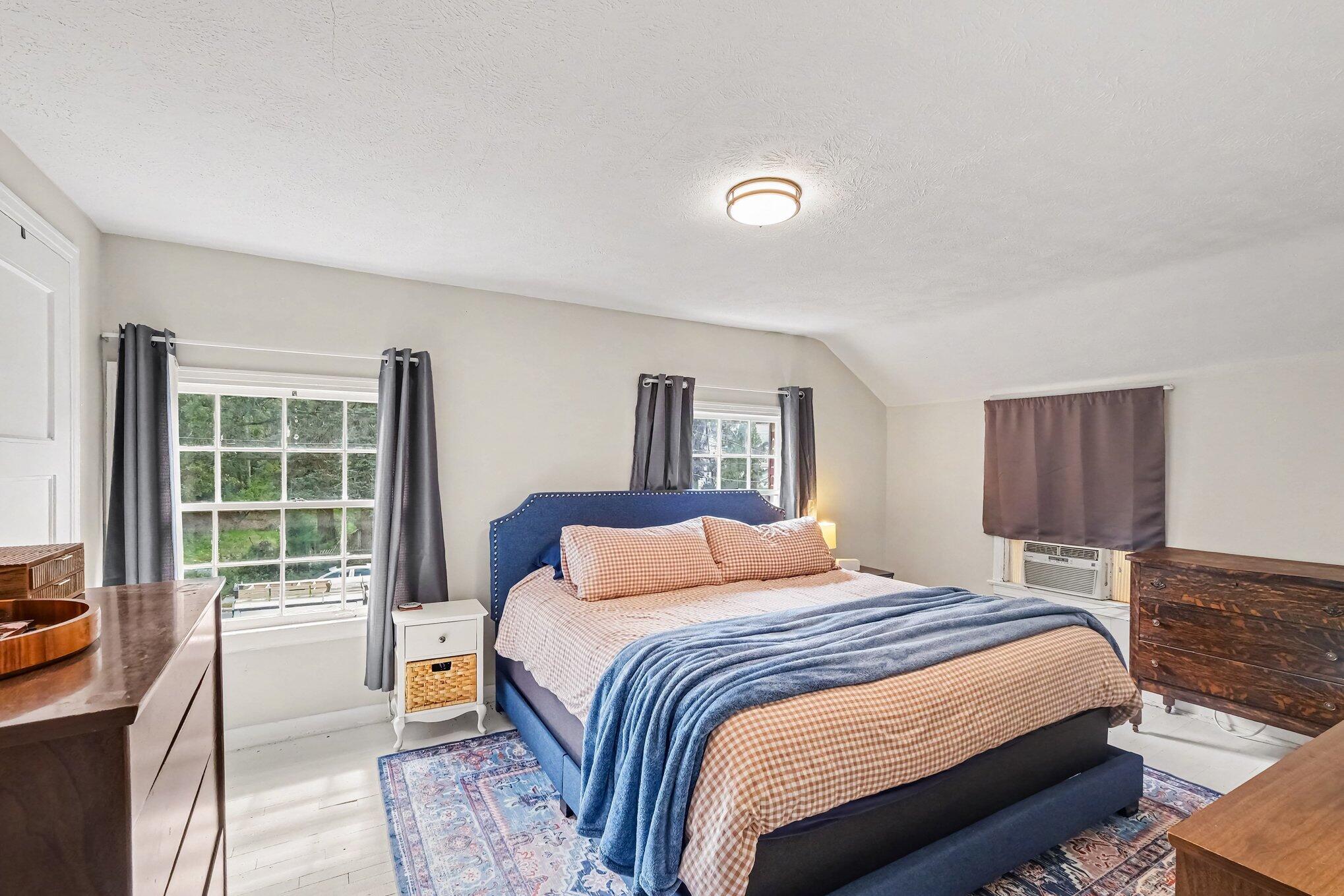 1011 Dickinson Street SE Grand Rapids MI 49507