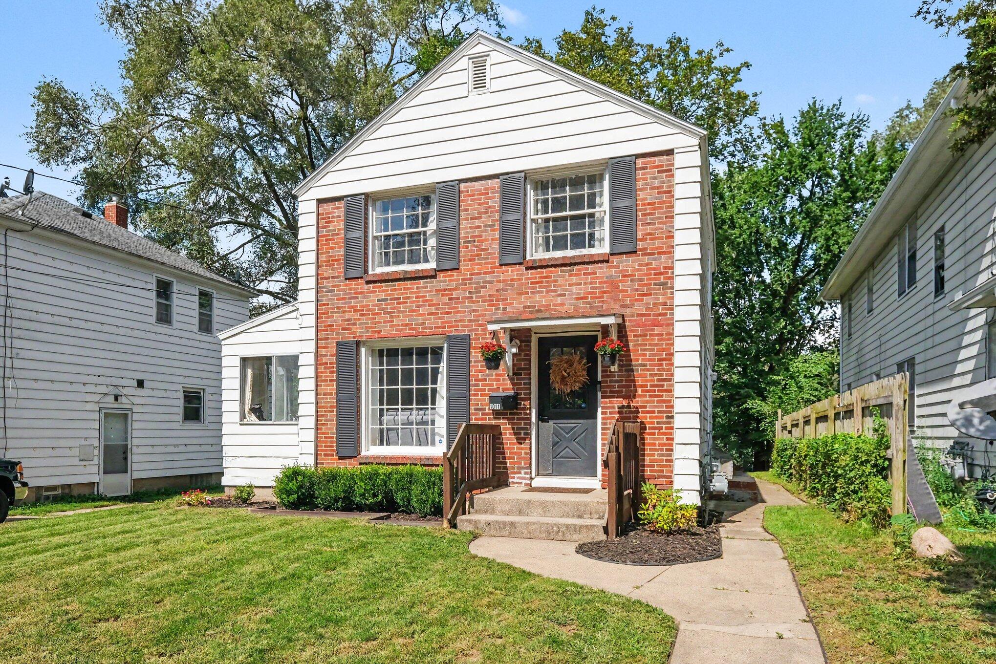 1011 Dickinson Street SE Grand Rapids MI 49507
