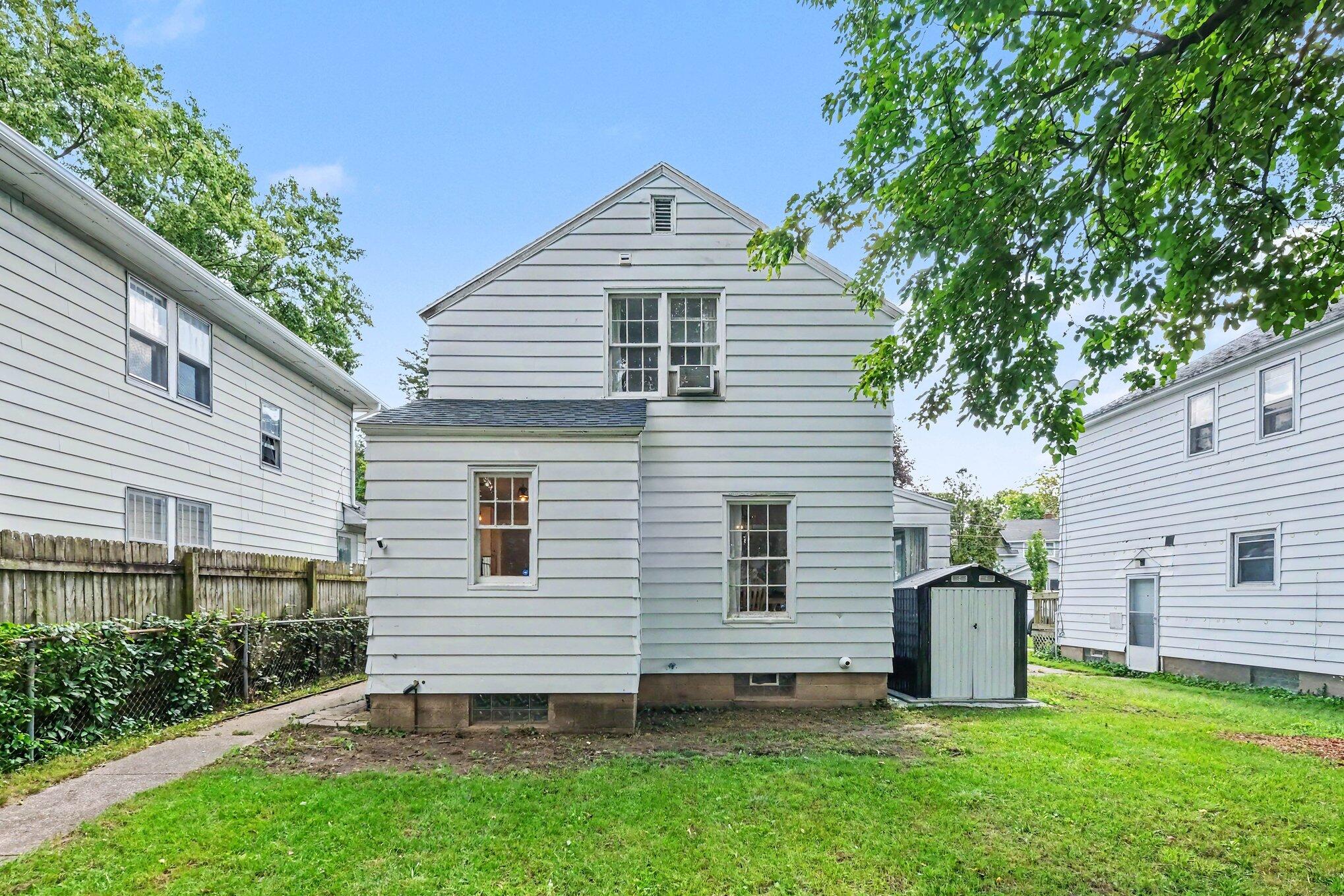 1011 Dickinson Street SE Grand Rapids MI 49507