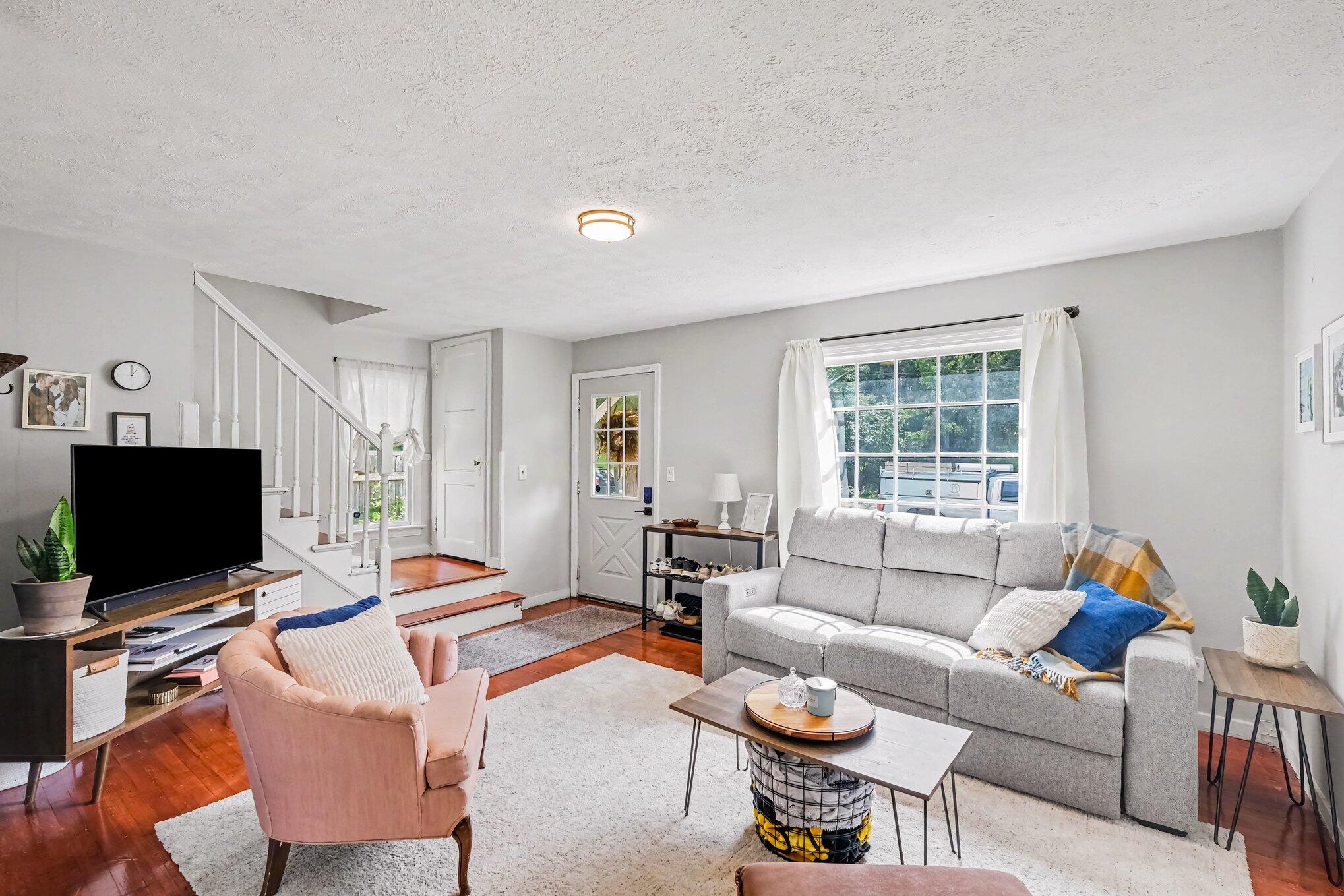 1011 Dickinson Street SE Grand Rapids MI 49507