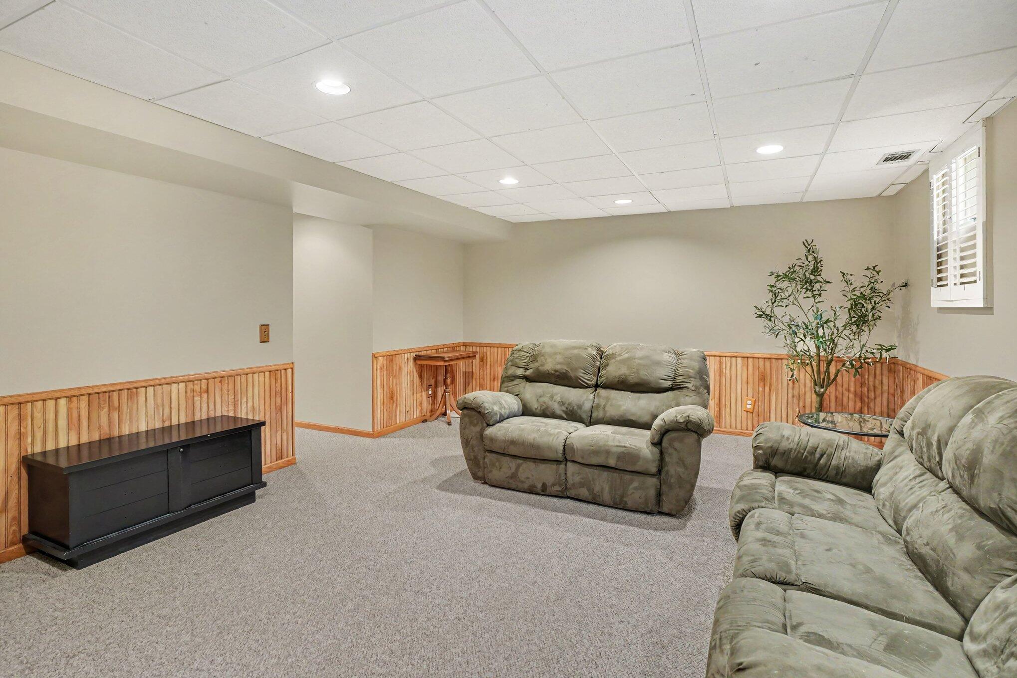 1233 Heather Drive Holland MI 49423