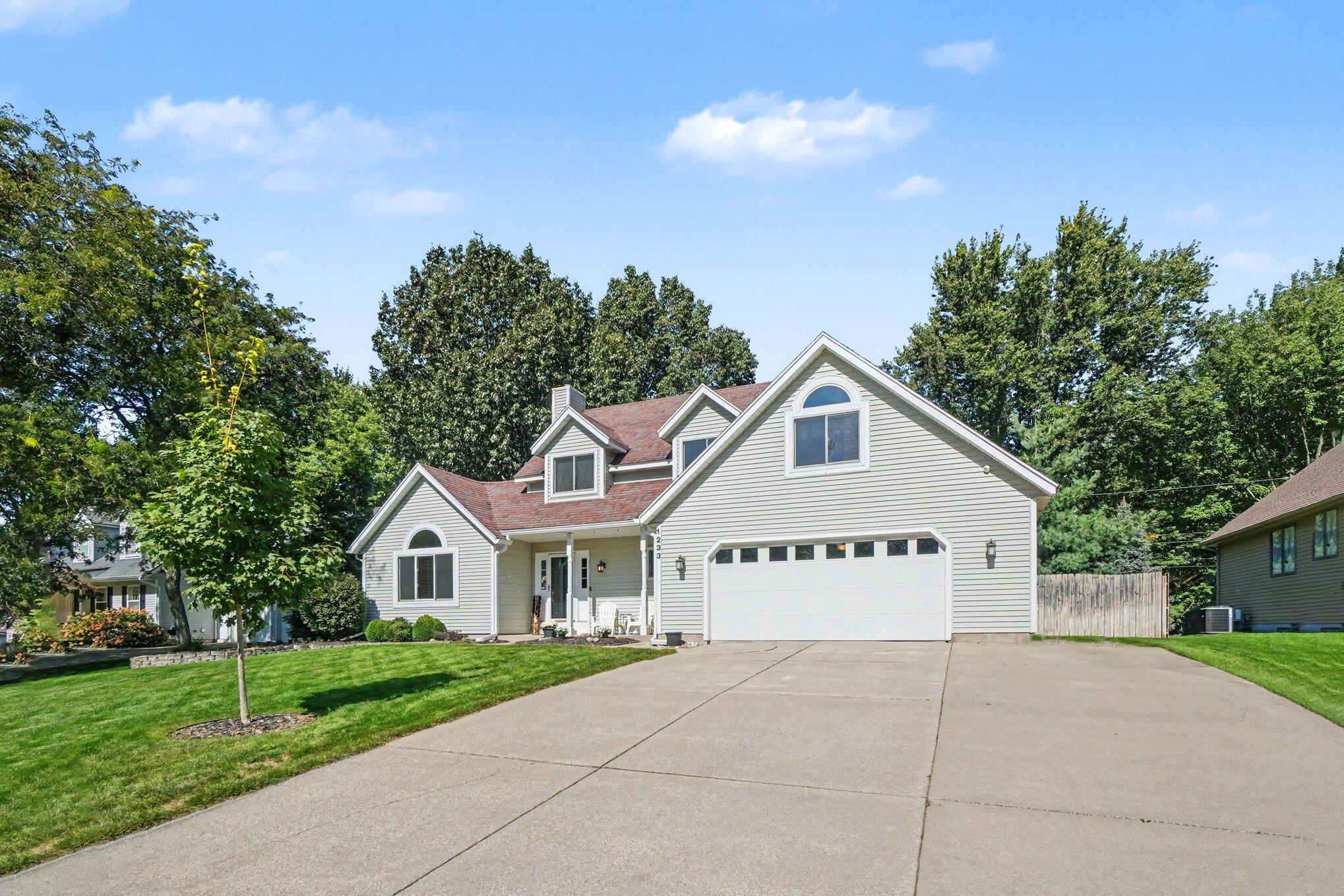 1233 Heather Drive Holland MI 49423