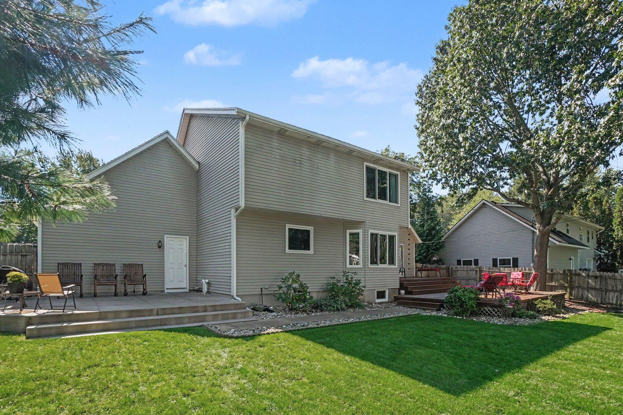 1233 Heather Drive Holland MI 49423