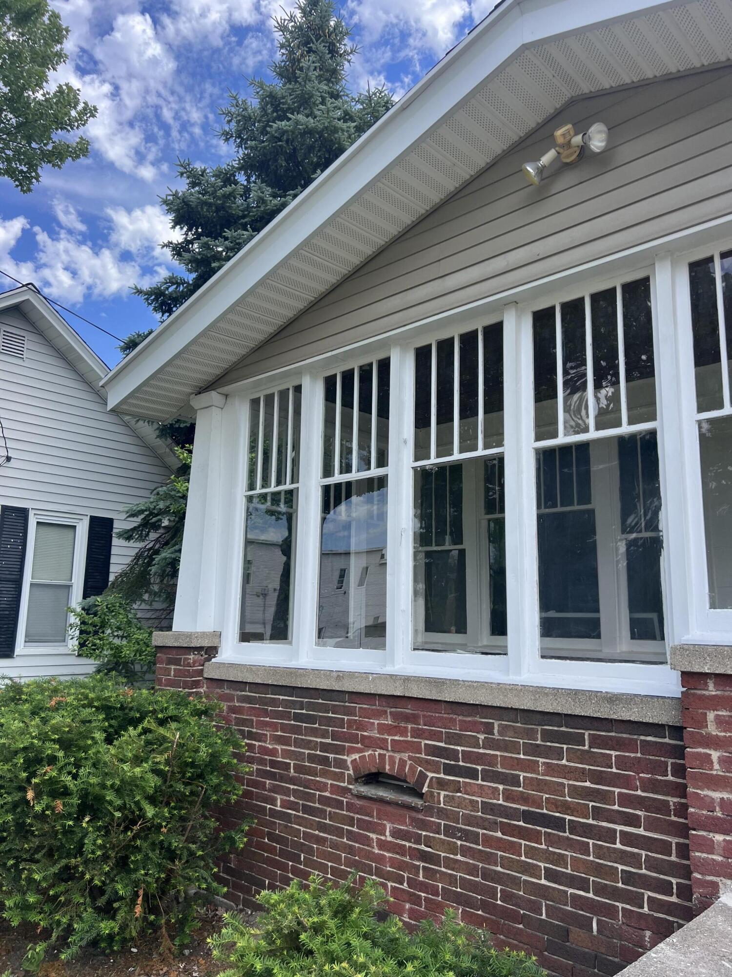 757 Washington Avenue Muskegon MI 49441