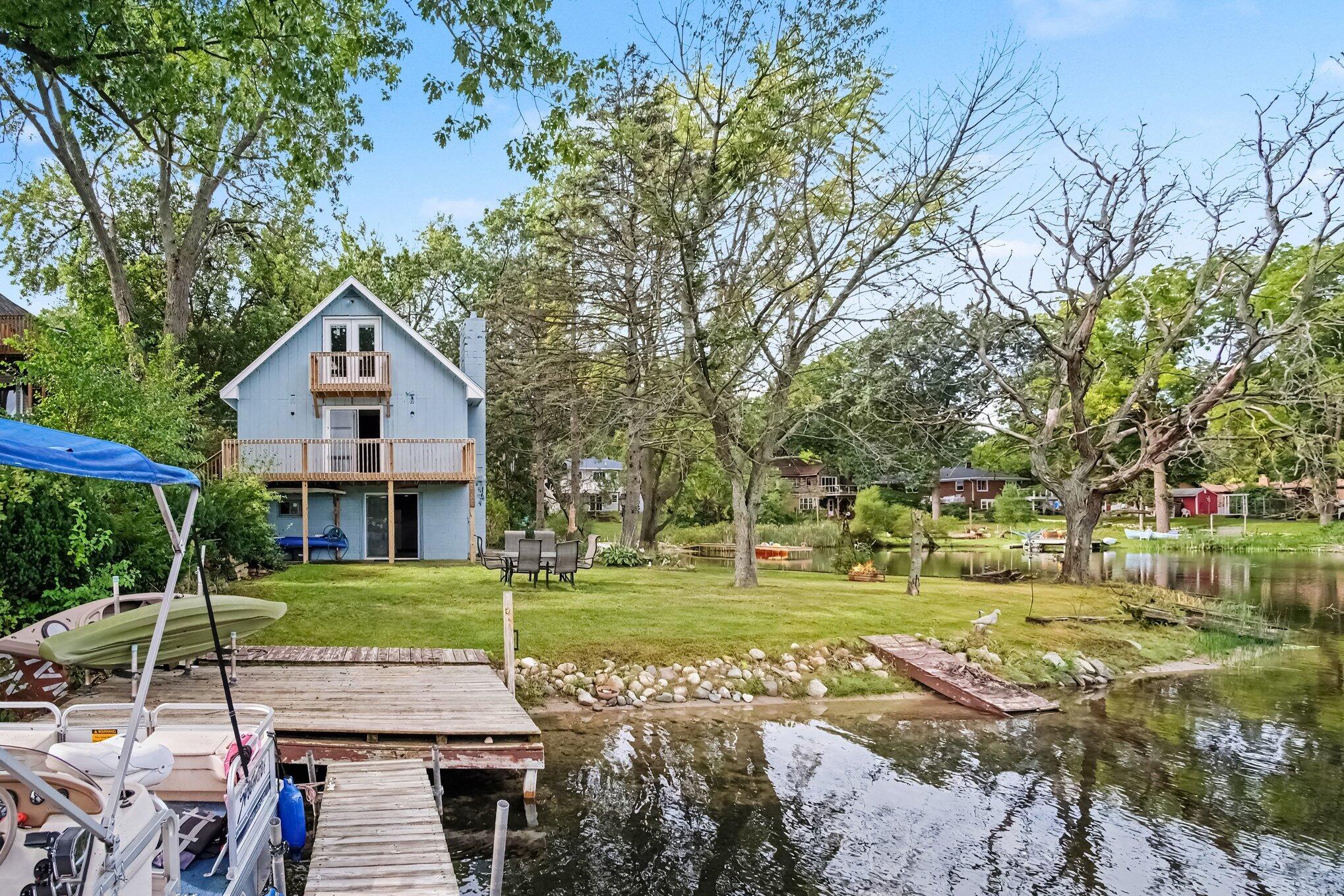 2273 Schimperle Drive NE Grand Rapids MI 49525