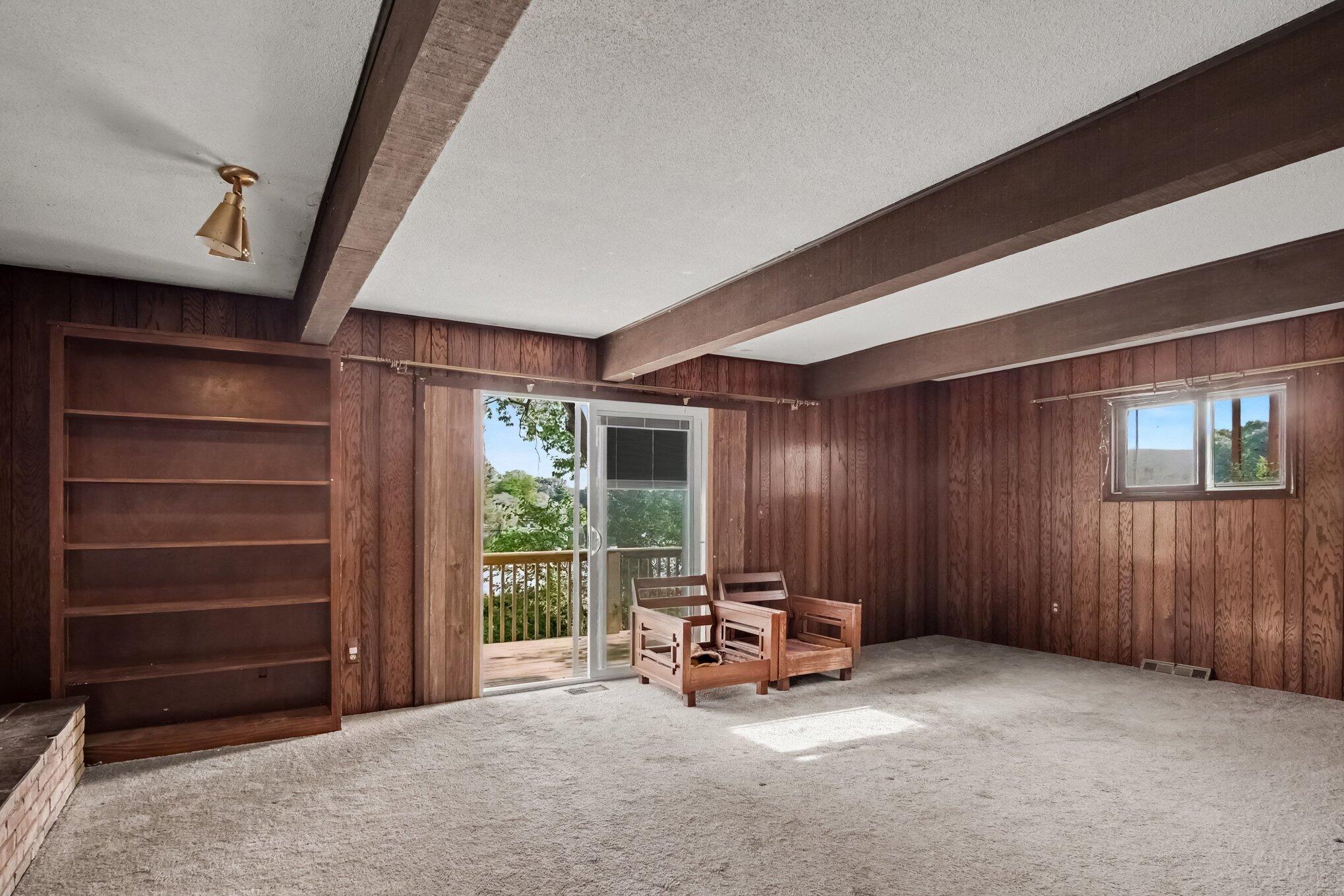 2273 Schimperle Drive NE Grand Rapids MI 49525