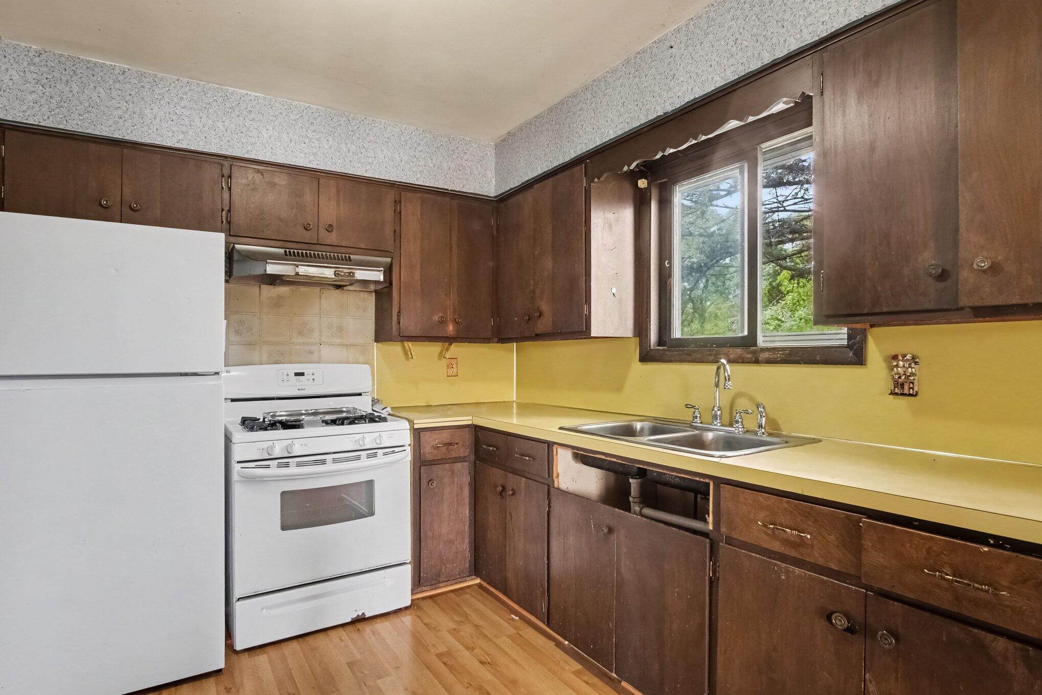 2273 Schimperle Drive NE Grand Rapids MI 49525