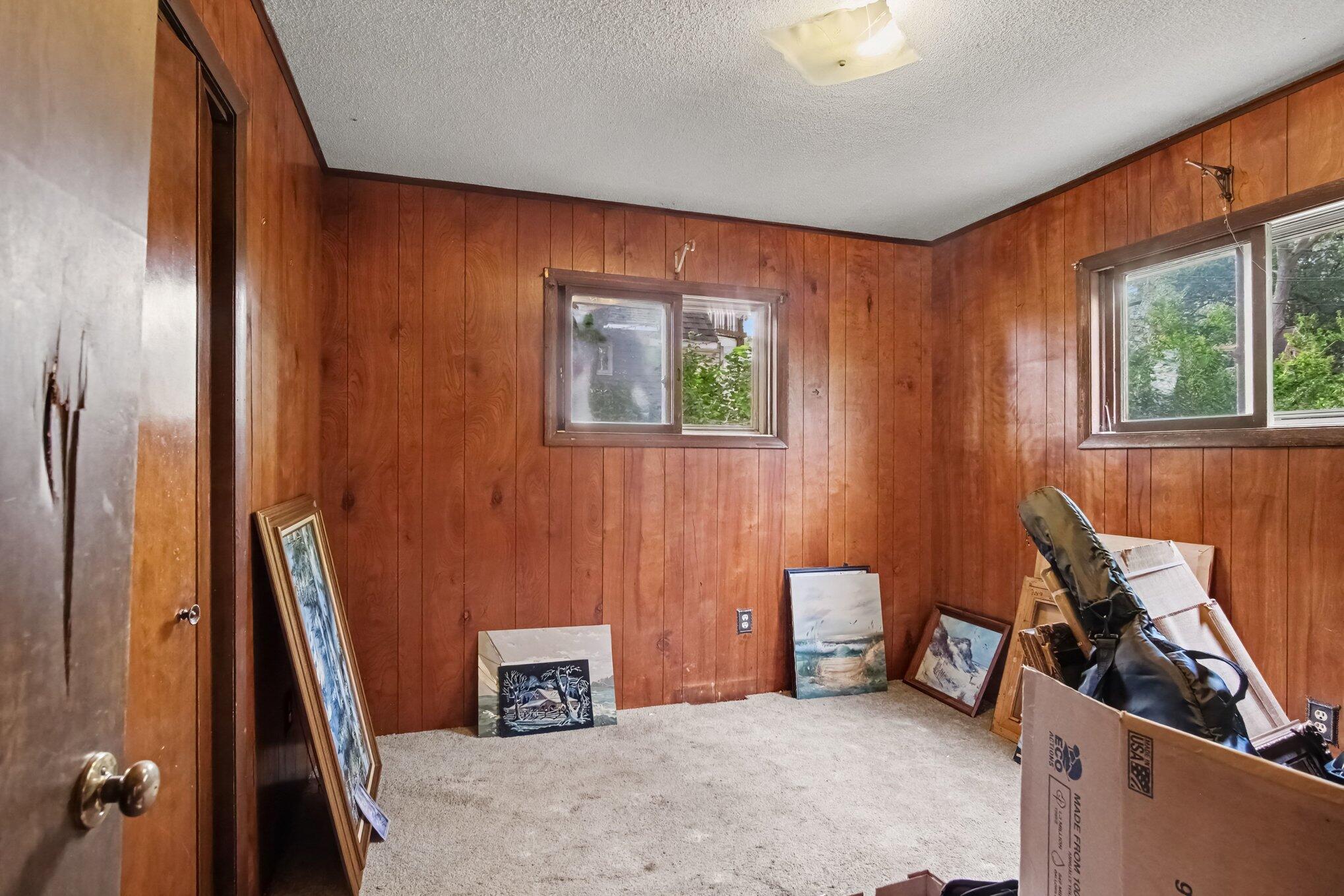 2273 Schimperle Drive NE Grand Rapids MI 49525