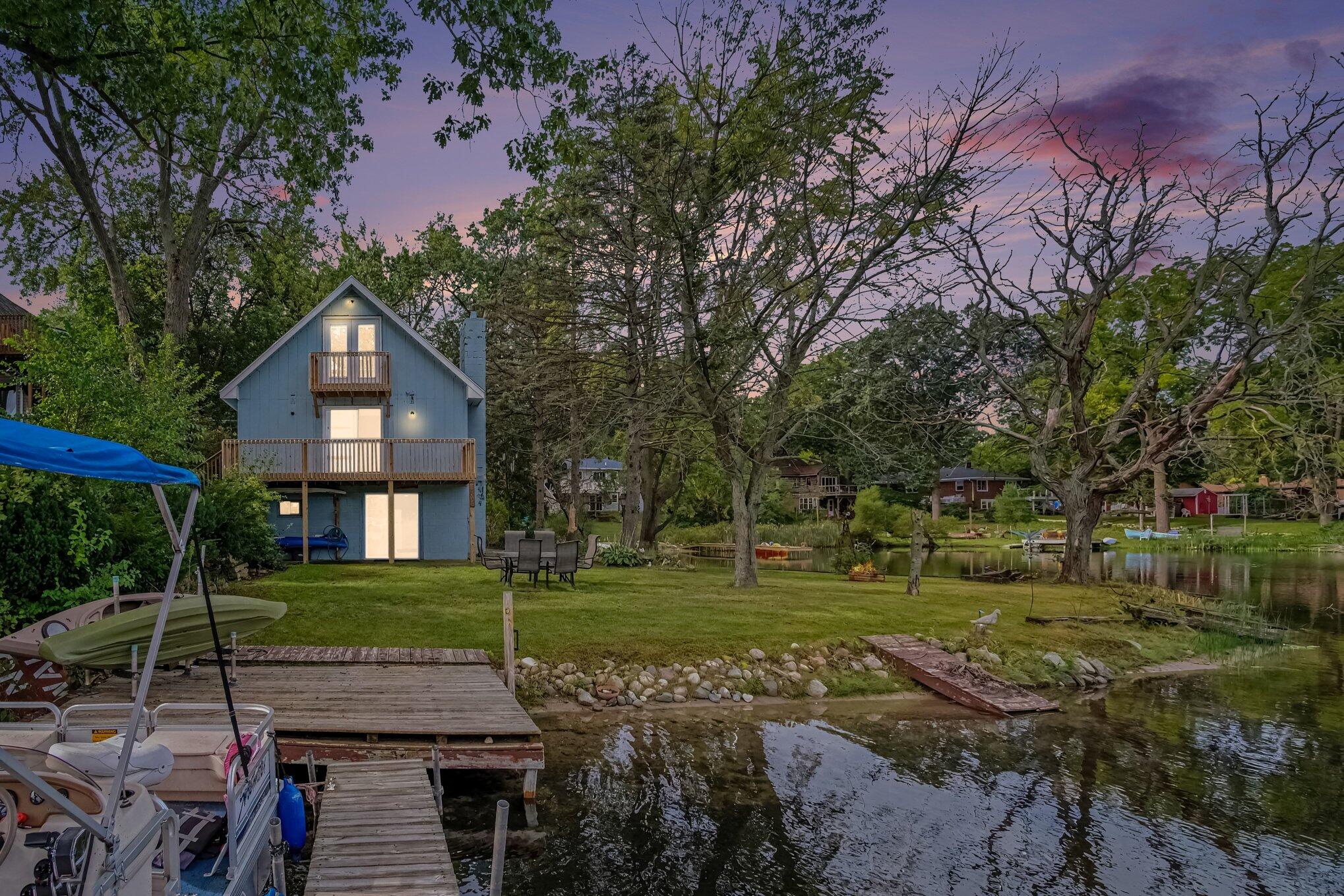 2273 Schimperle Drive NE Grand Rapids MI 49525