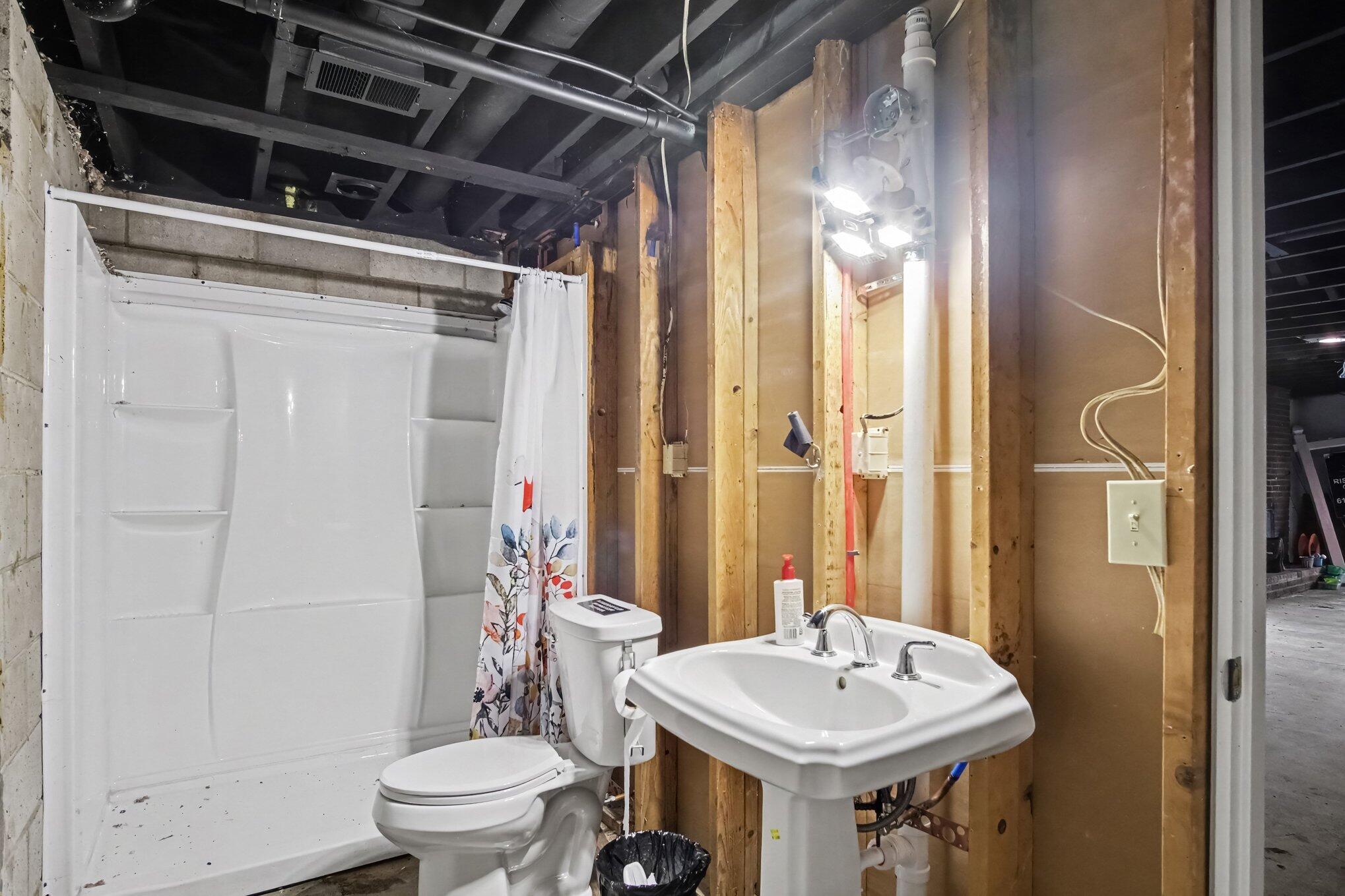 2273 Schimperle Drive NE Grand Rapids MI 49525