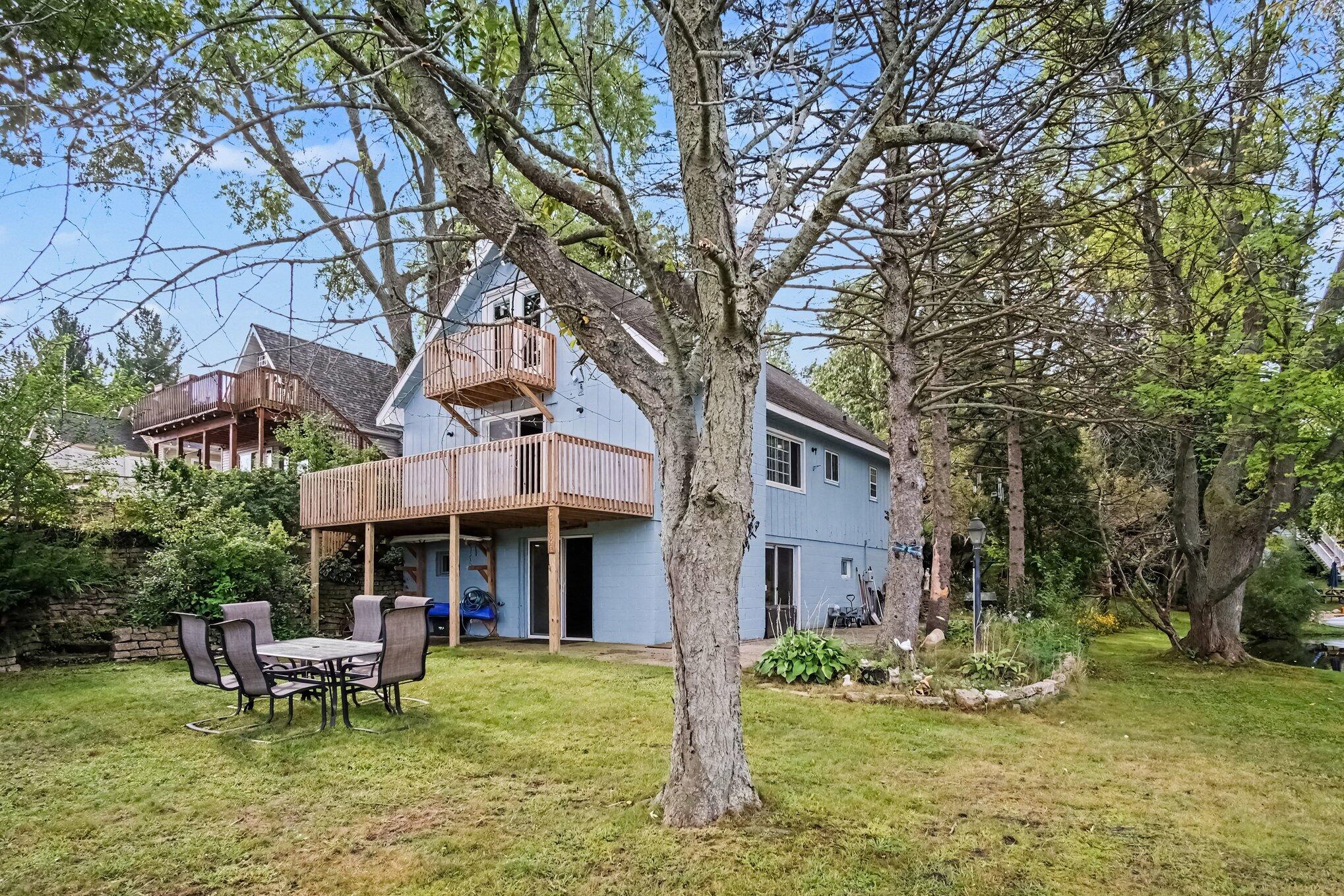 2273 Schimperle Drive NE Grand Rapids MI 49525