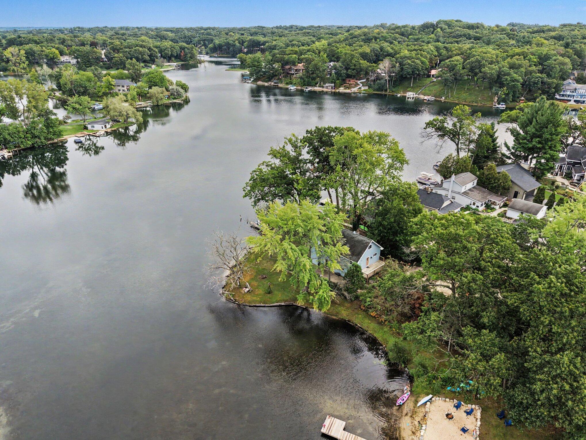 2273 Schimperle Drive NE Grand Rapids MI 49525