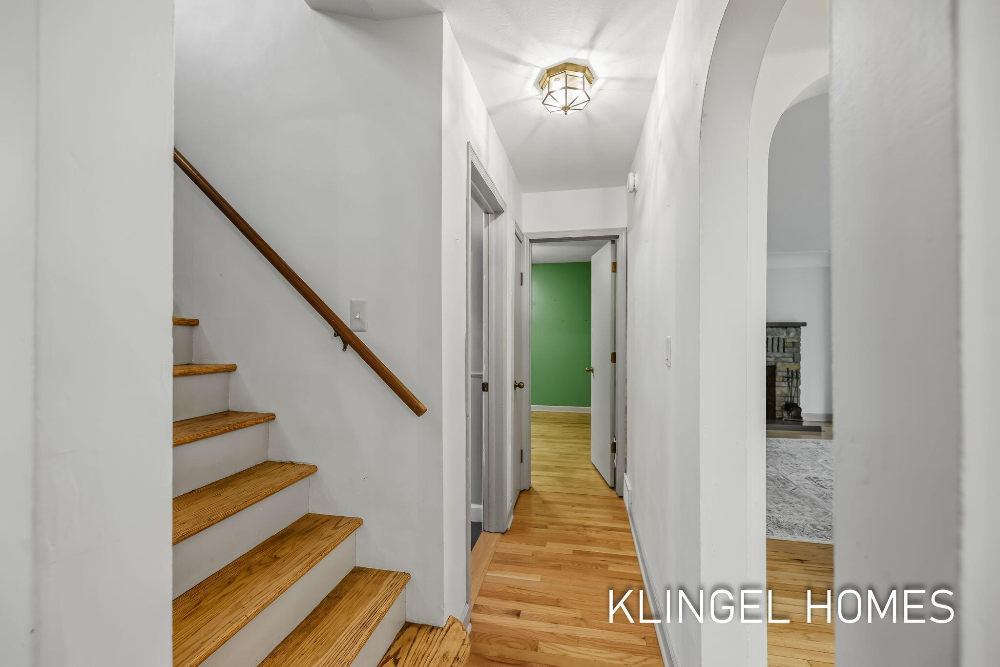 1054 W Larch Avenue Muskegon MI 49441