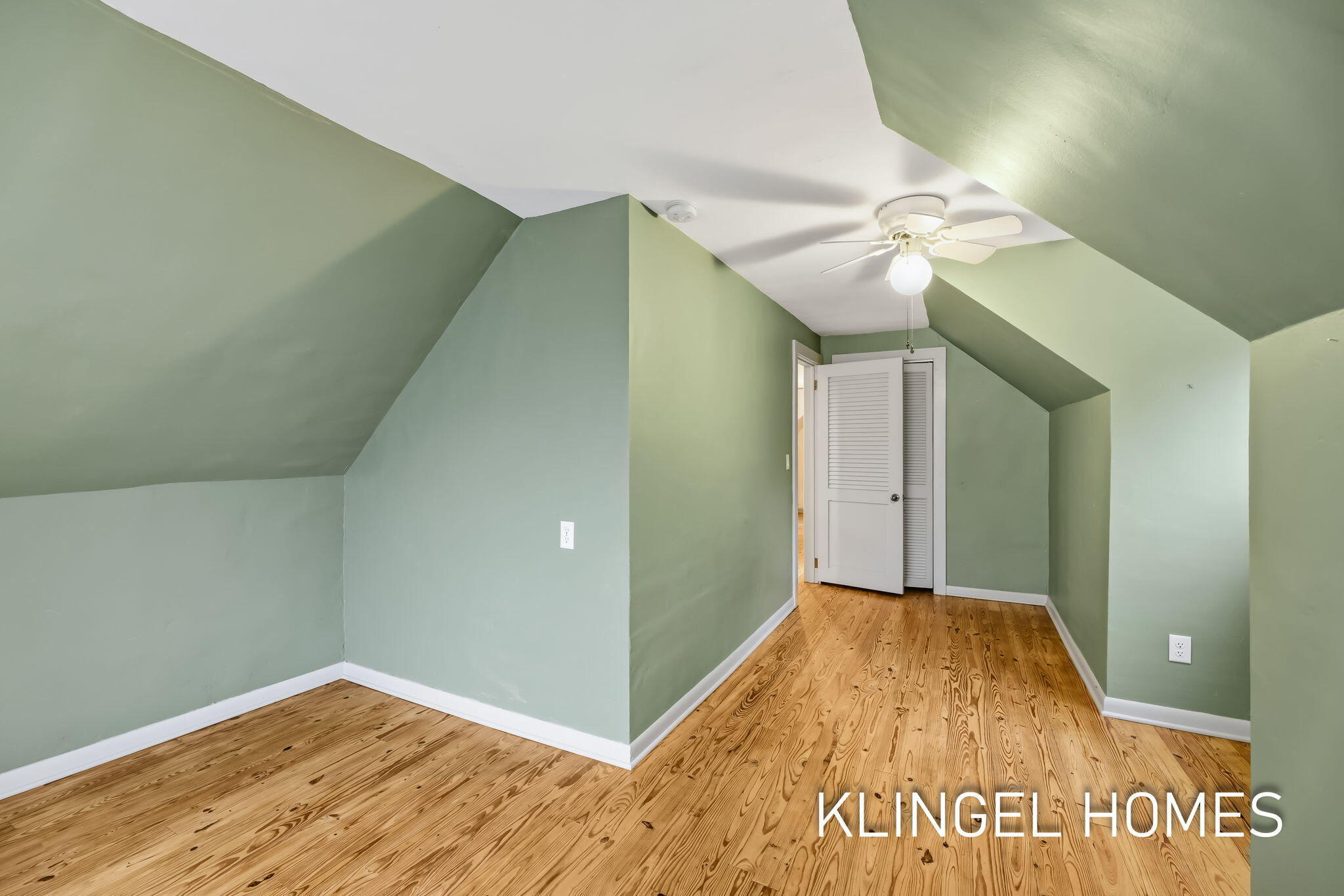 1054 W Larch Avenue Muskegon MI 49441