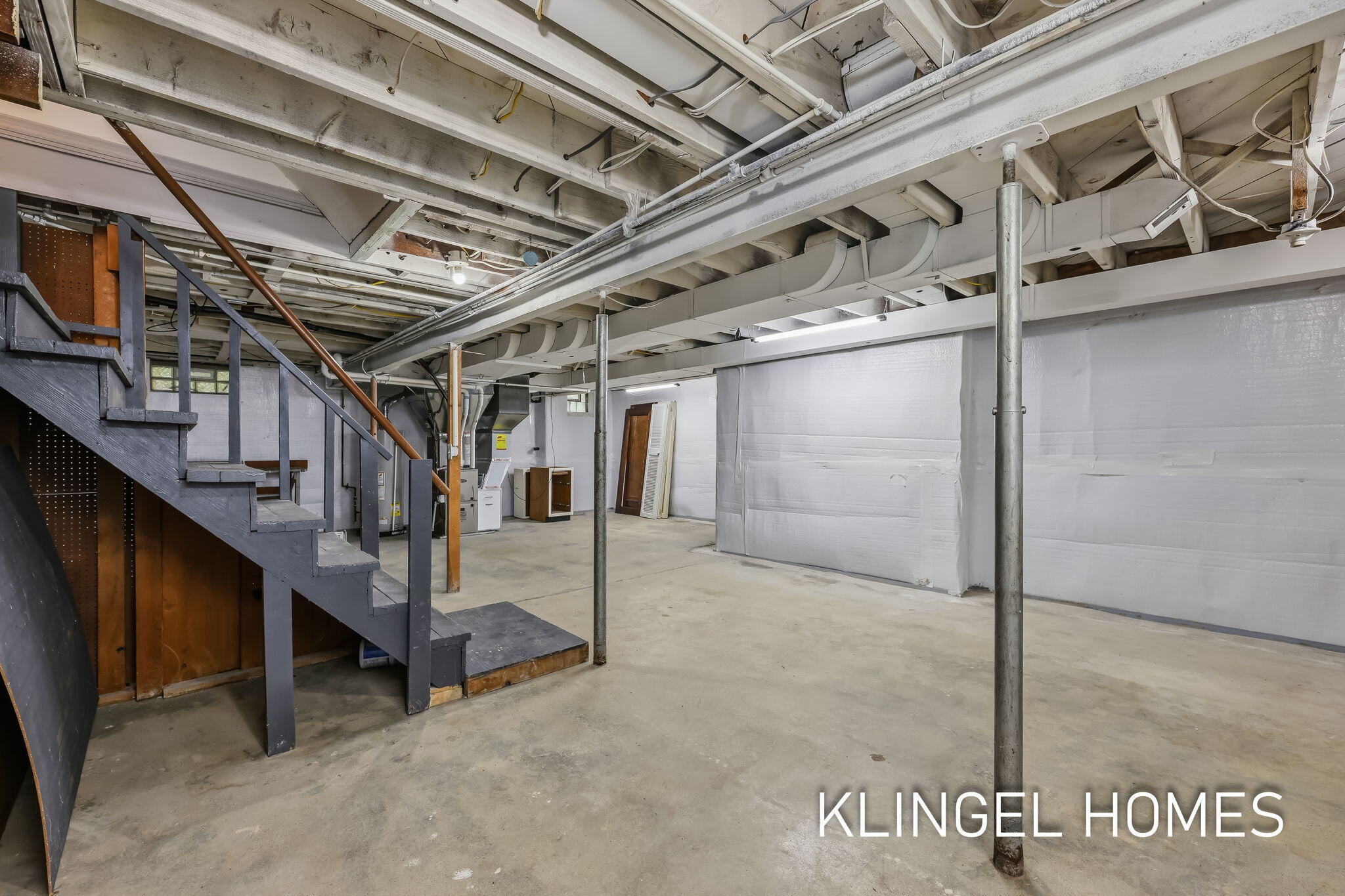 1054 W Larch Avenue Muskegon MI 49441