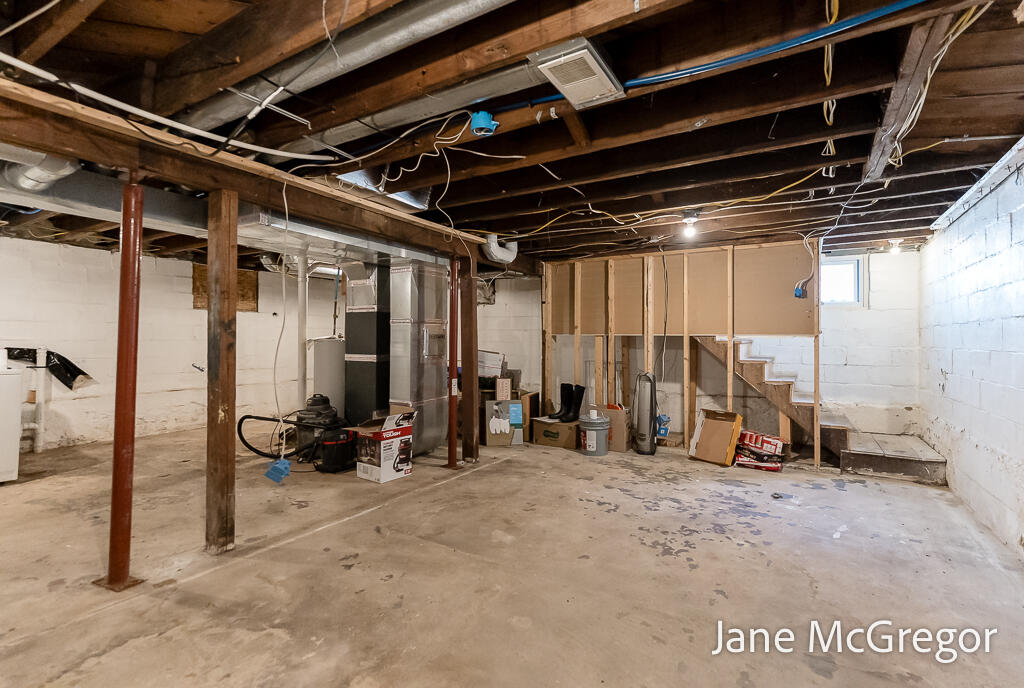 3305 Peck Street Muskegon MI 49444