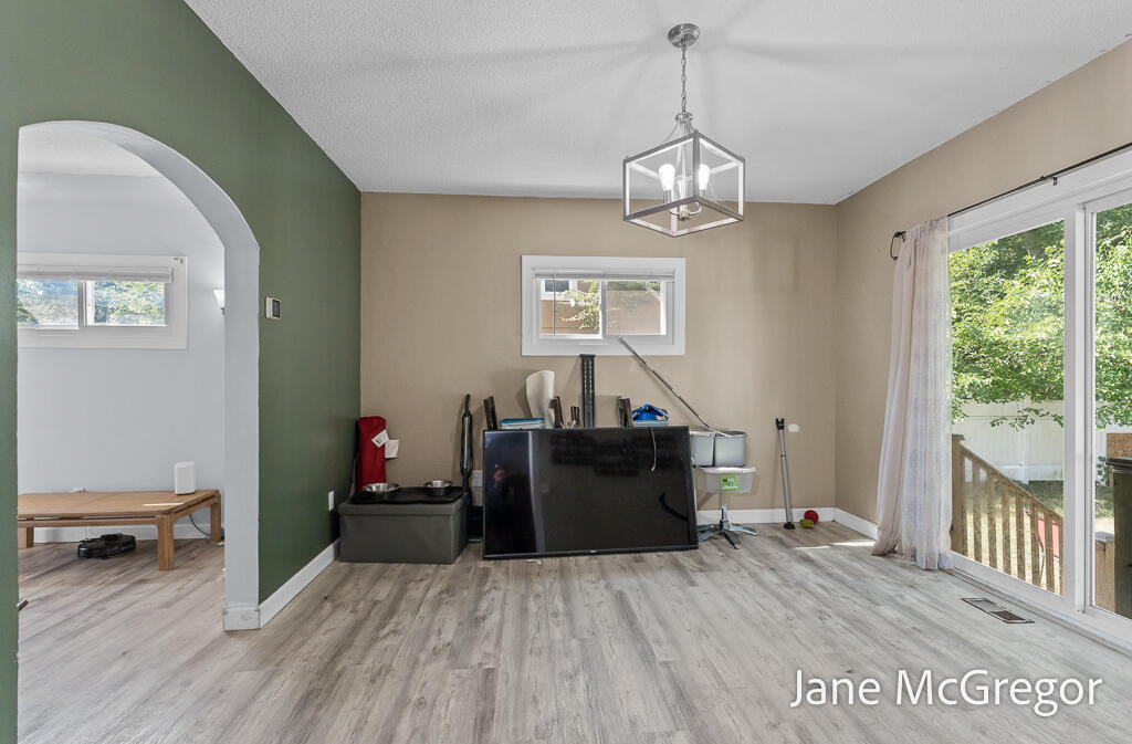 3305 Peck Street Muskegon MI 49444