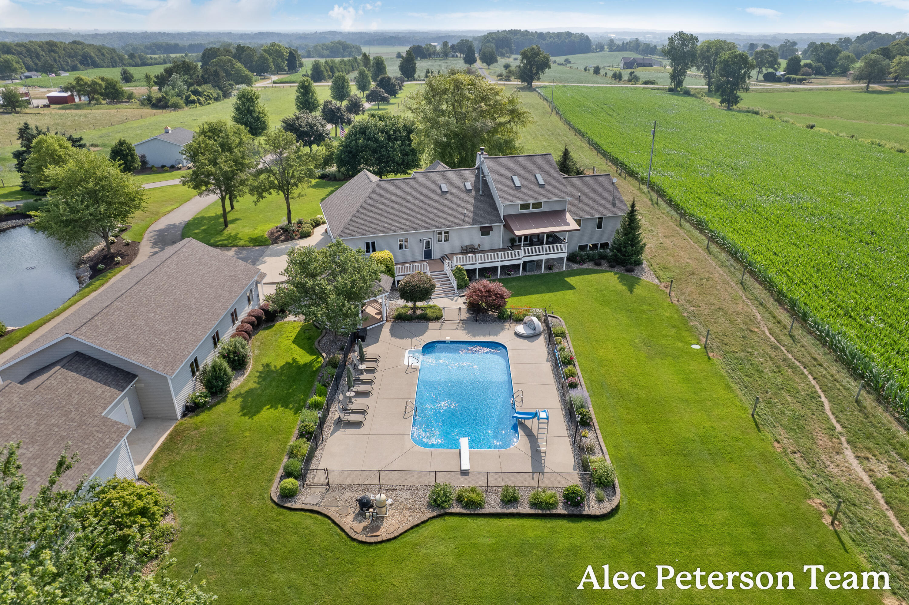 2807 8th Avenue SW Byron Center MI 49315