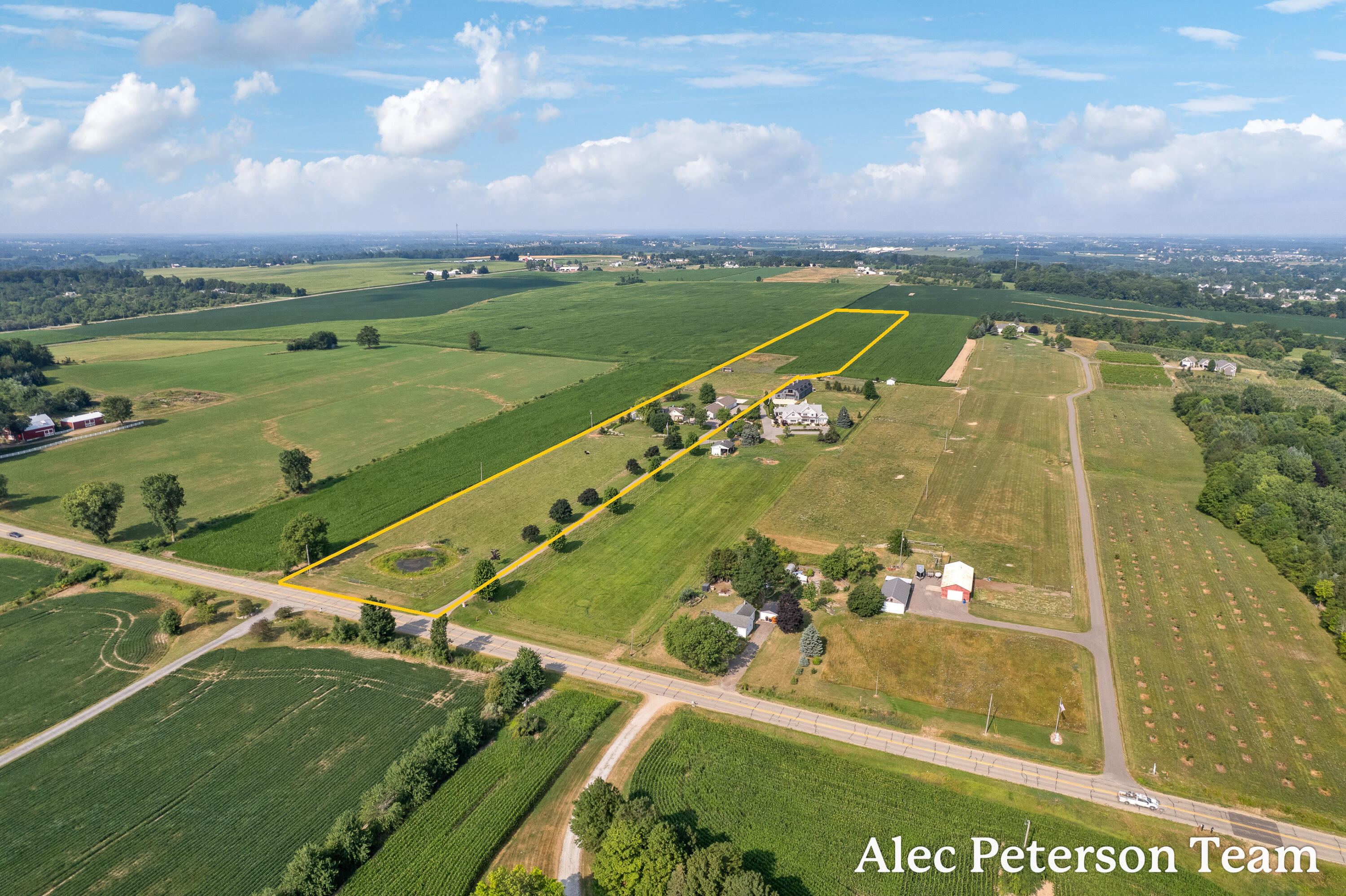 2807 8th Avenue SW Byron Center MI 49315