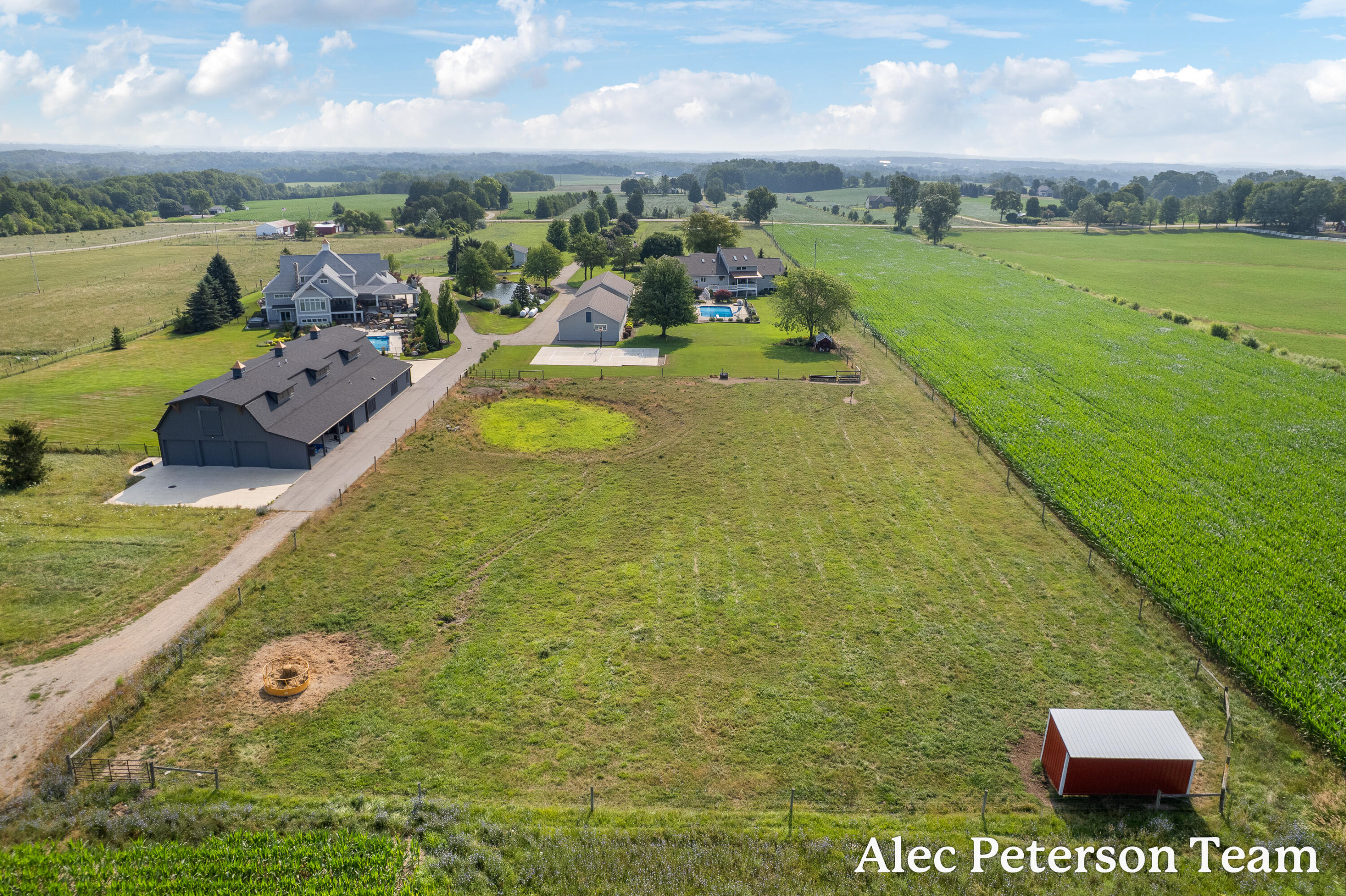 2807 8th Avenue SW Byron Center MI 49315