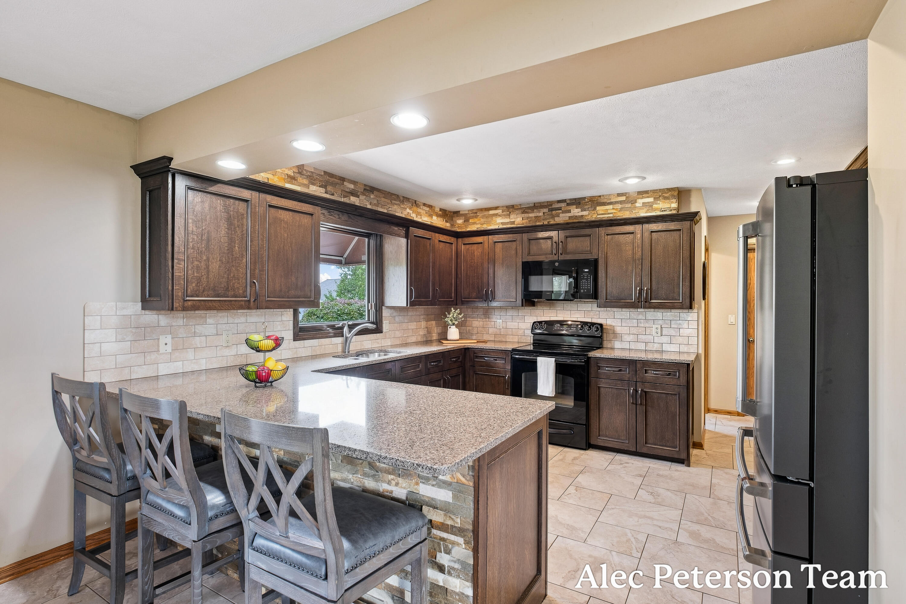 2807 8th Avenue SW Byron Center MI 49315