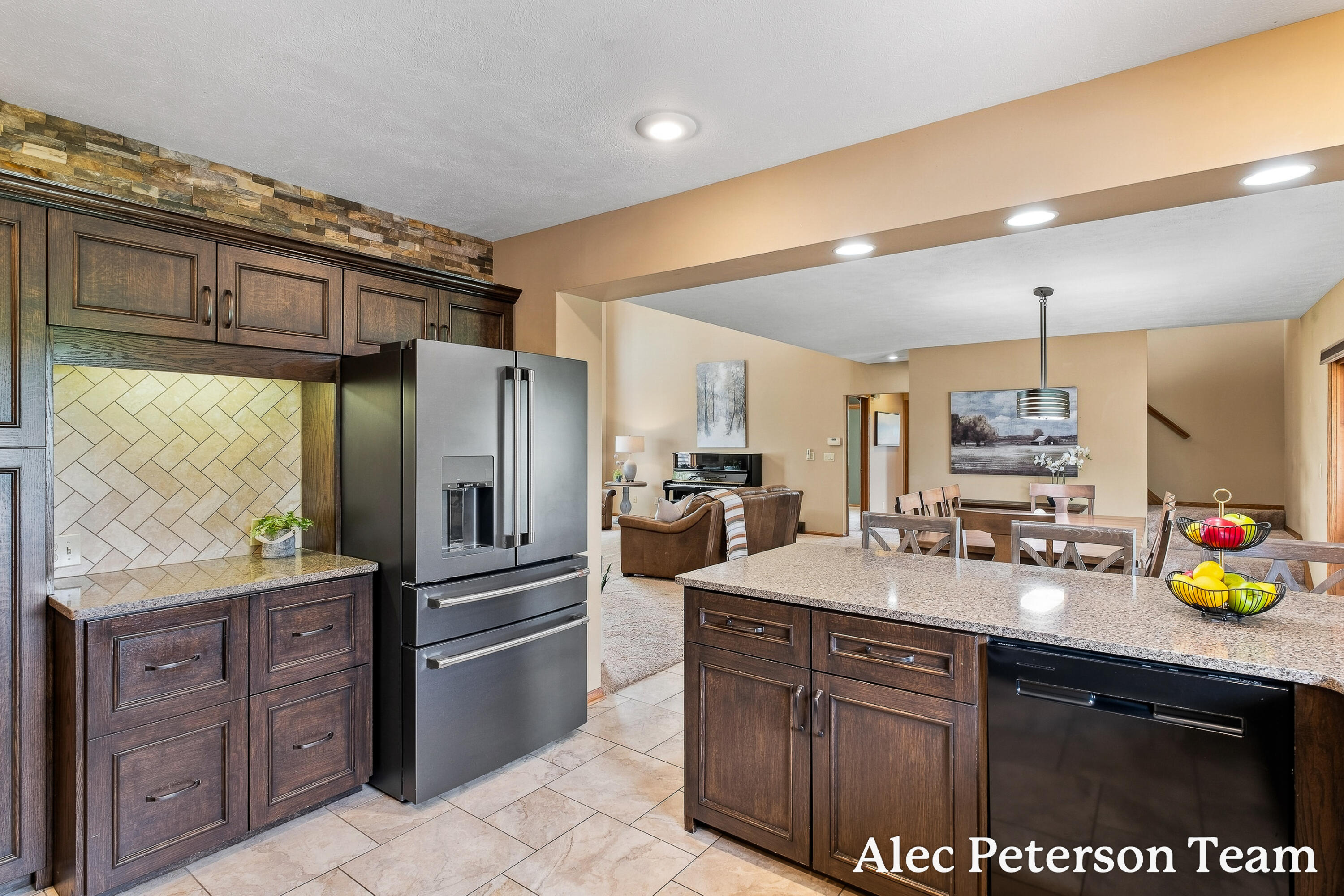 2807 8th Avenue SW Byron Center MI 49315