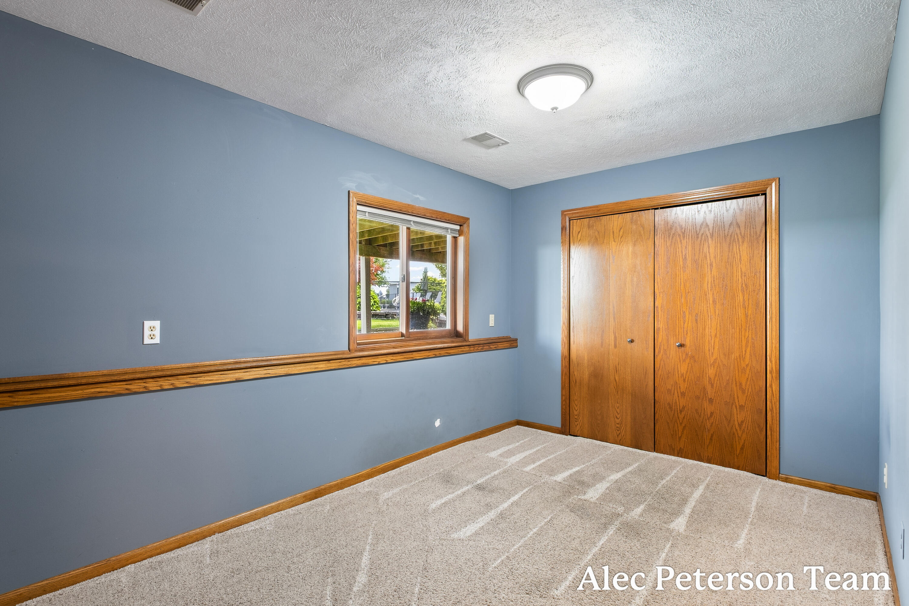 2807 8th Avenue SW Byron Center MI 49315