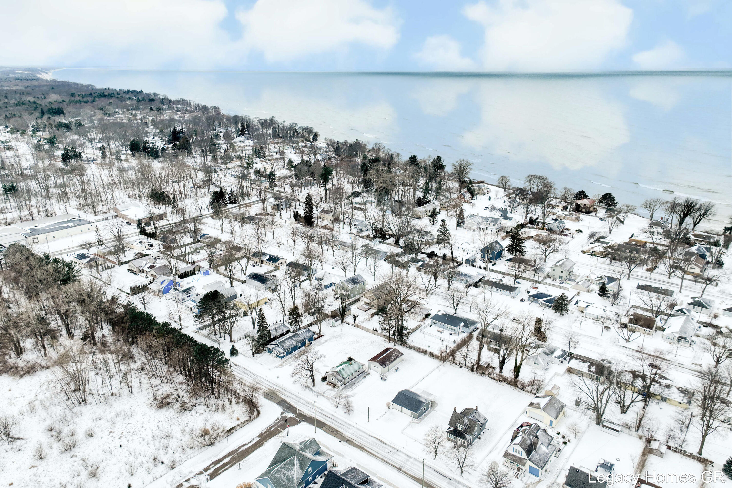 1002 St Joseph Street South Haven MI 49090