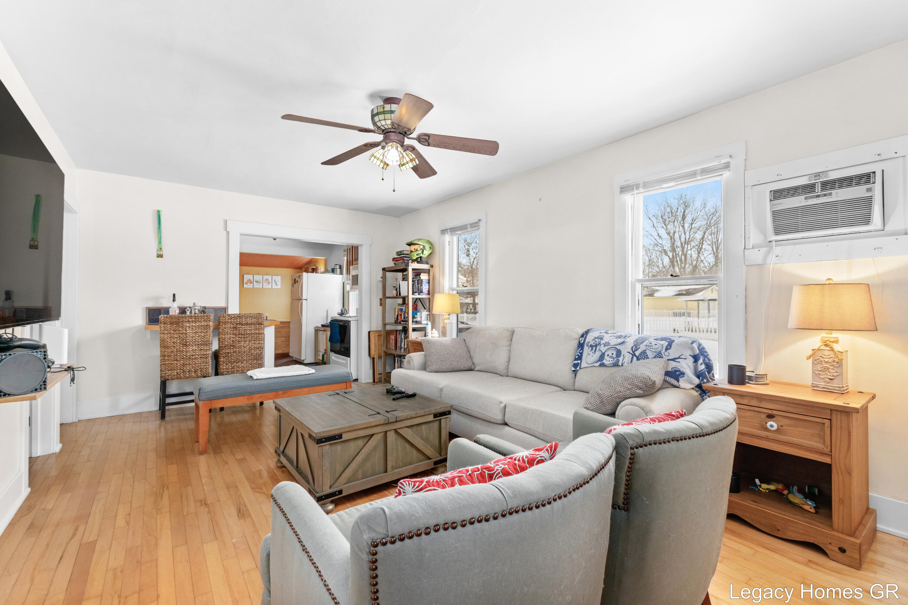 1002 St Joseph Street South Haven MI 49090