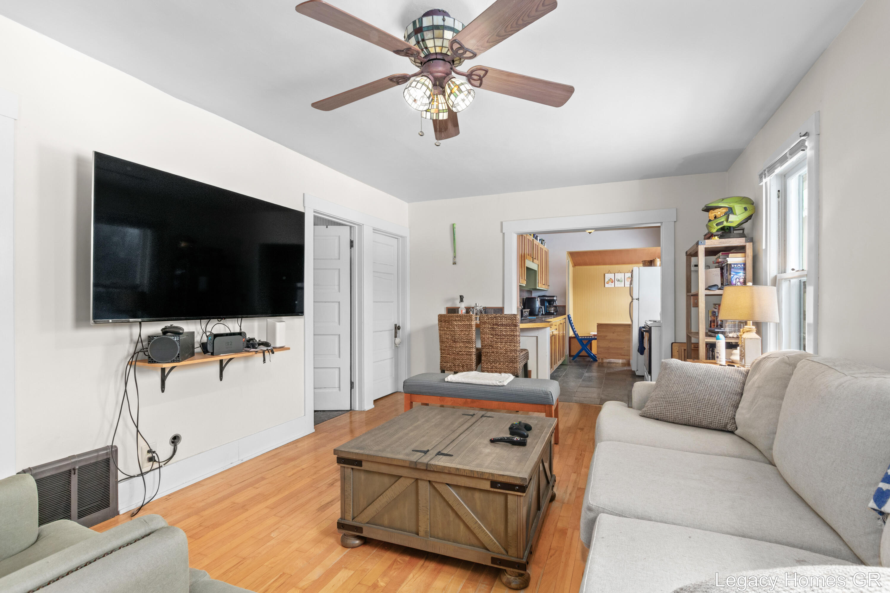 1002 St Joseph Street South Haven MI 49090