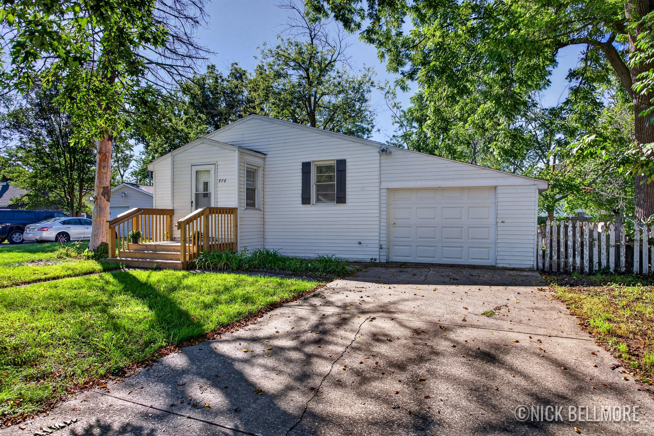 576 W 20th Street Holland MI 49423