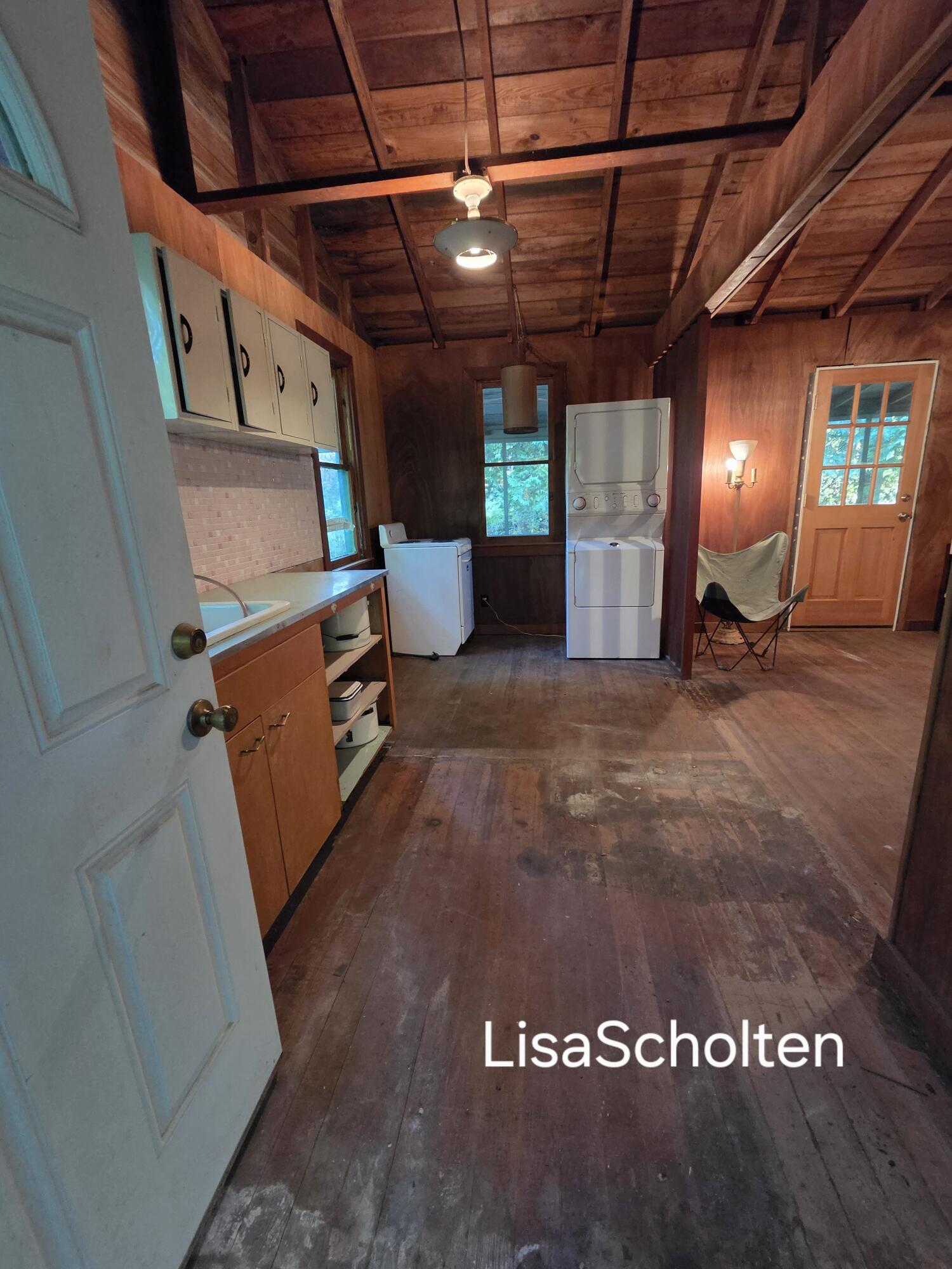 5998 Lincoln Street Coloma MI 49038