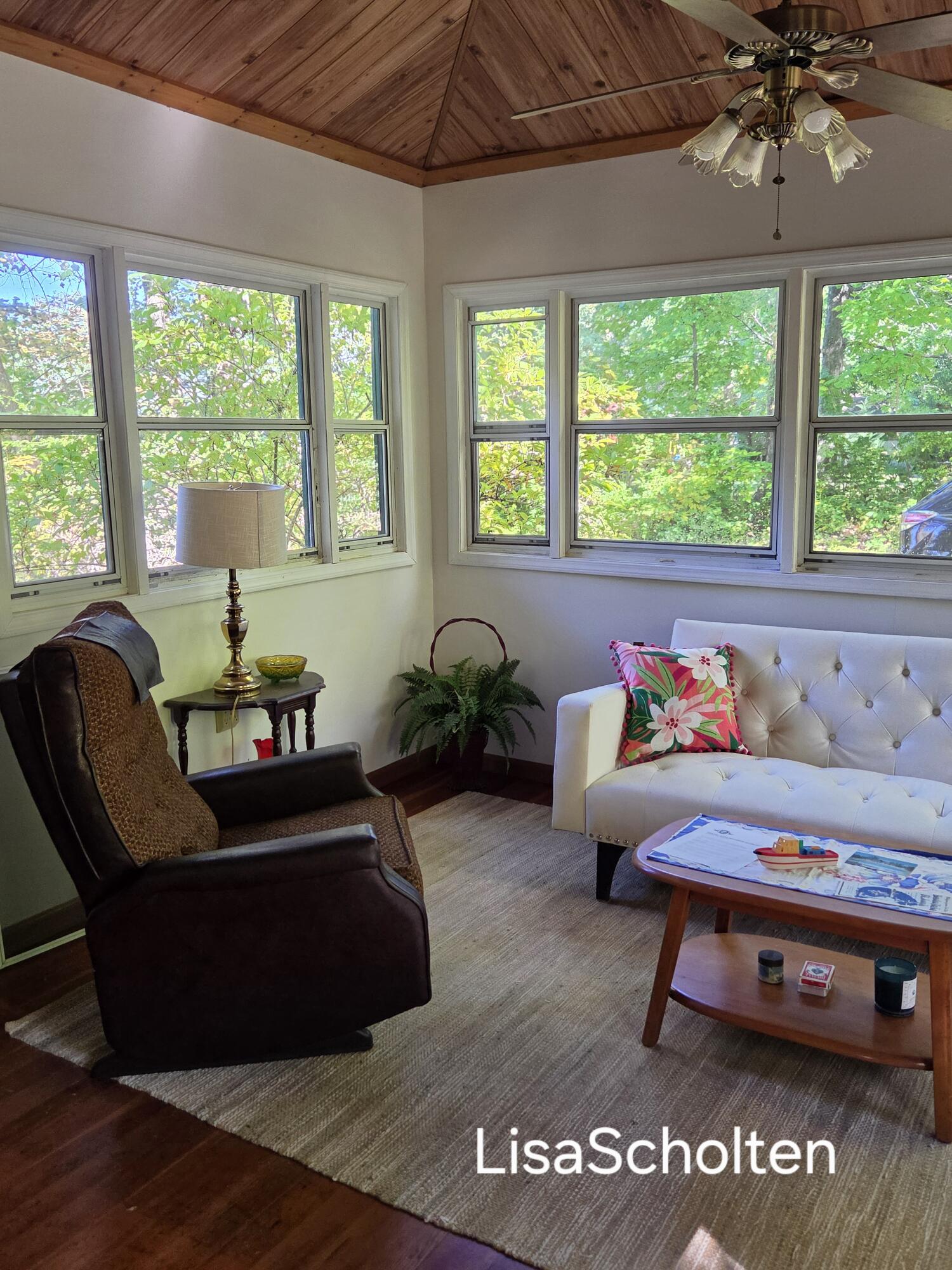 5998 Lincoln Street Coloma MI 49038