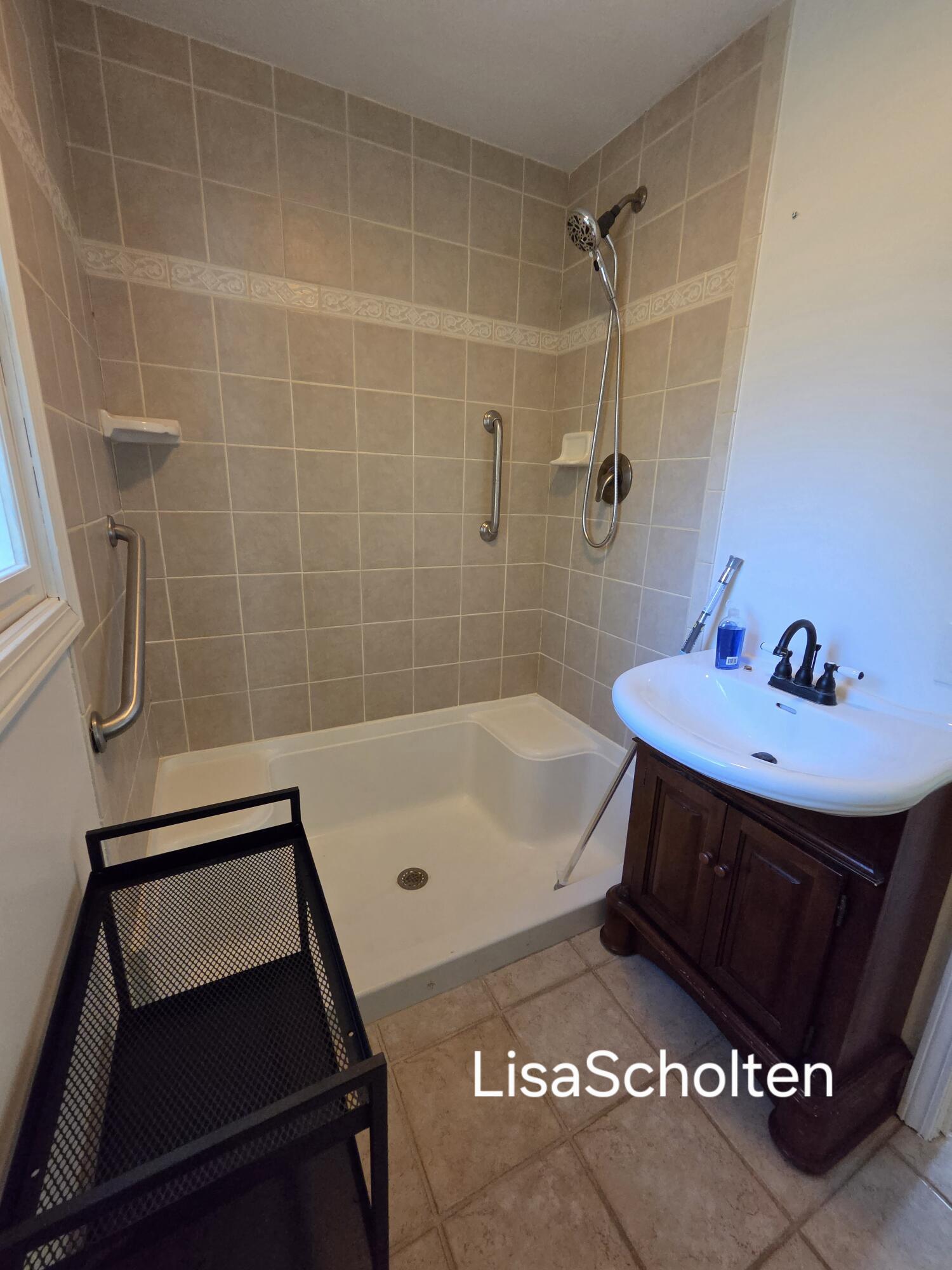5998 Lincoln Street Coloma MI 49038